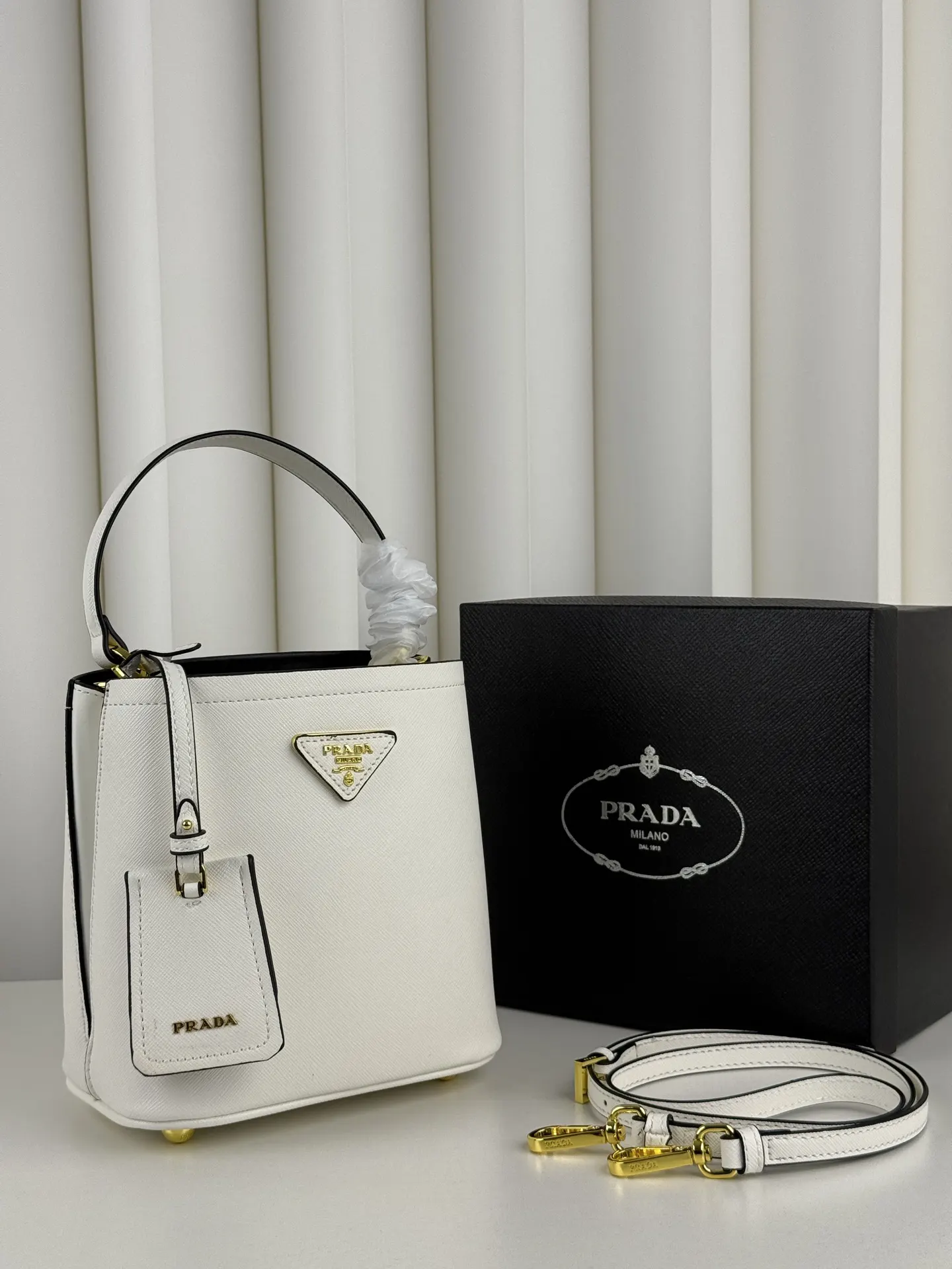 拼色 牛皮 Double Saffiano 拼色 水桶包 休闲水桶款