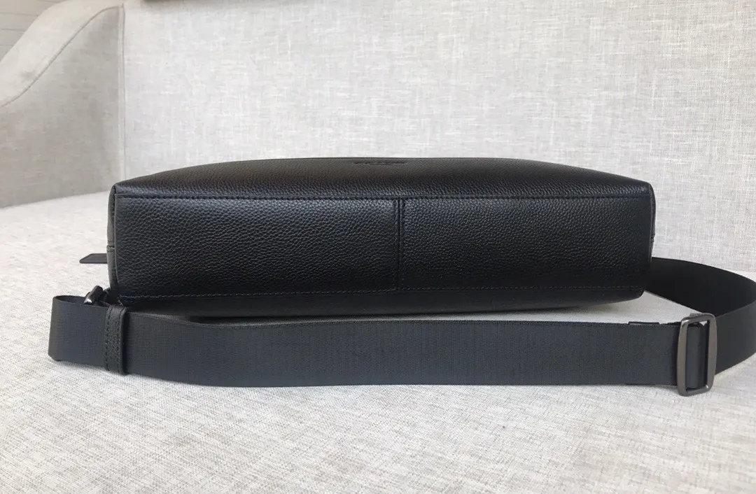Briefcase Business Commuter Leather
