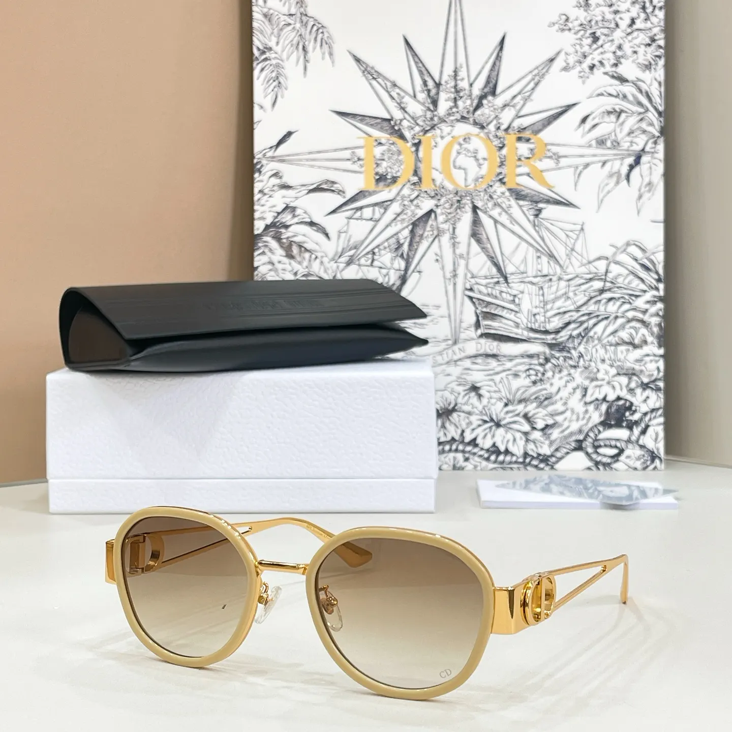 Dior 金屬框太陽鏡 輕奢