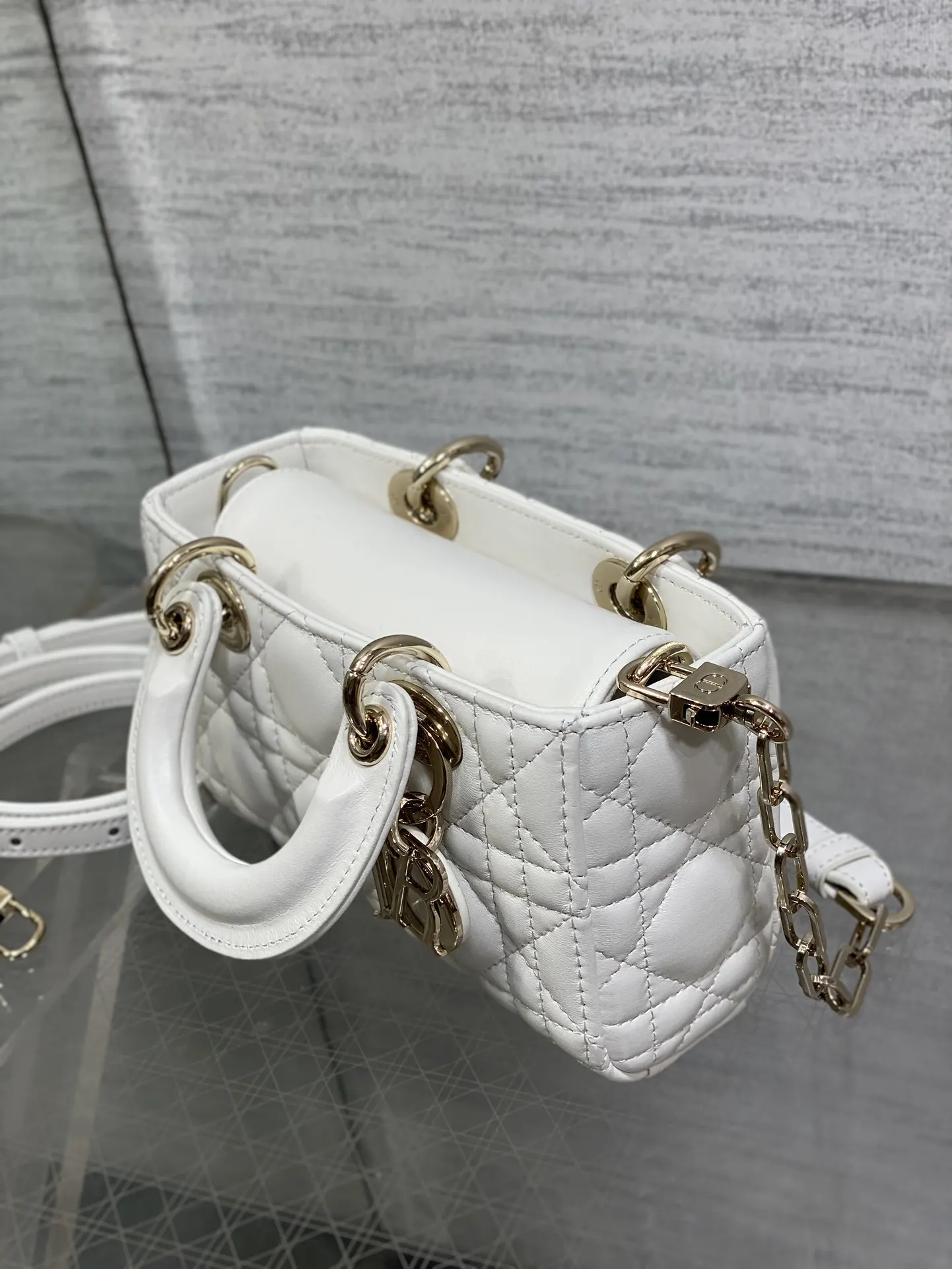 Dior 羊皮 进口 羊皮横款迷你戴妃包 Joy bag羊皮 鏈條包 精致鏈條款