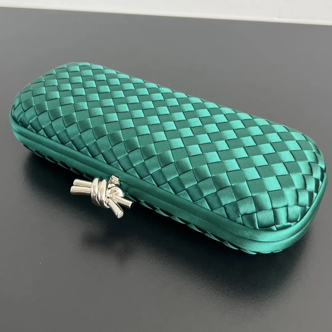 Bottega Veneta 化妆包 便携收纳款