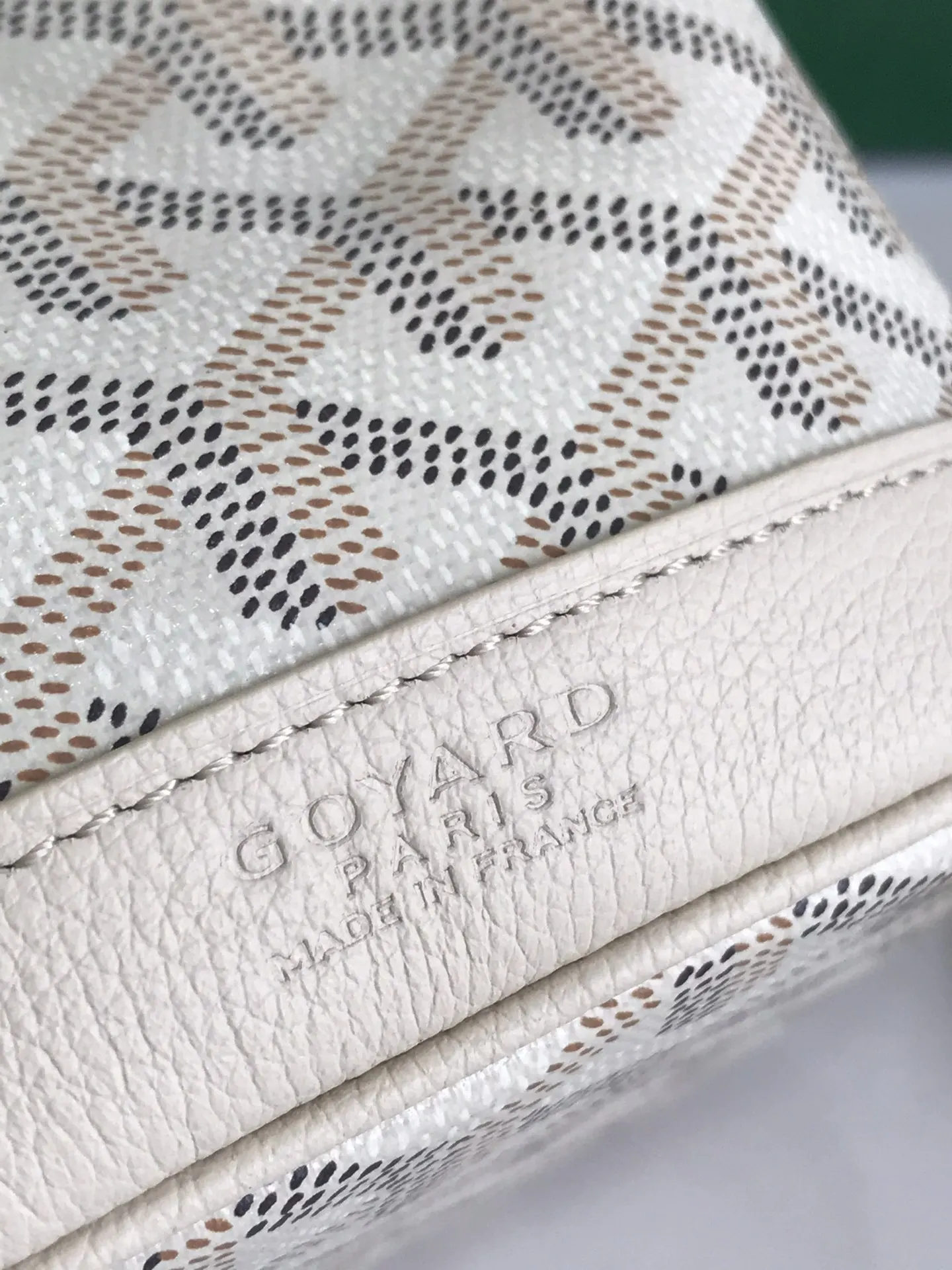 Goyard 皮革 × ×鼎鼎戈雅 水桶包 休闲水桶款