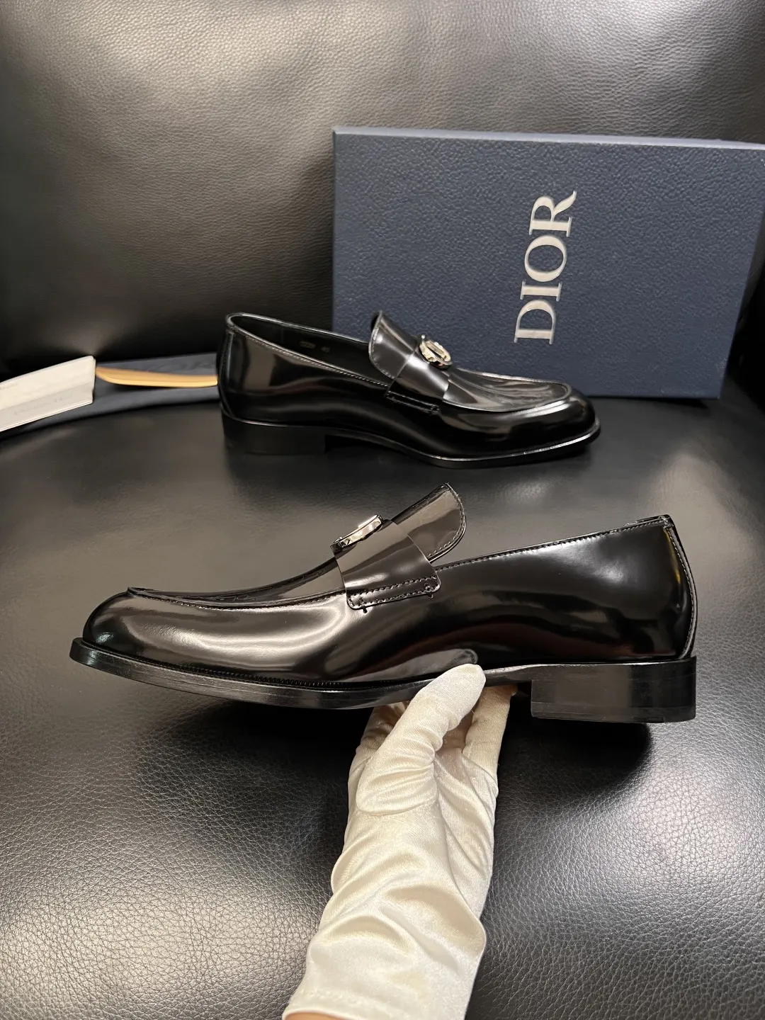 Dior 棕灰牛皮乐福鞋 复古通勤款