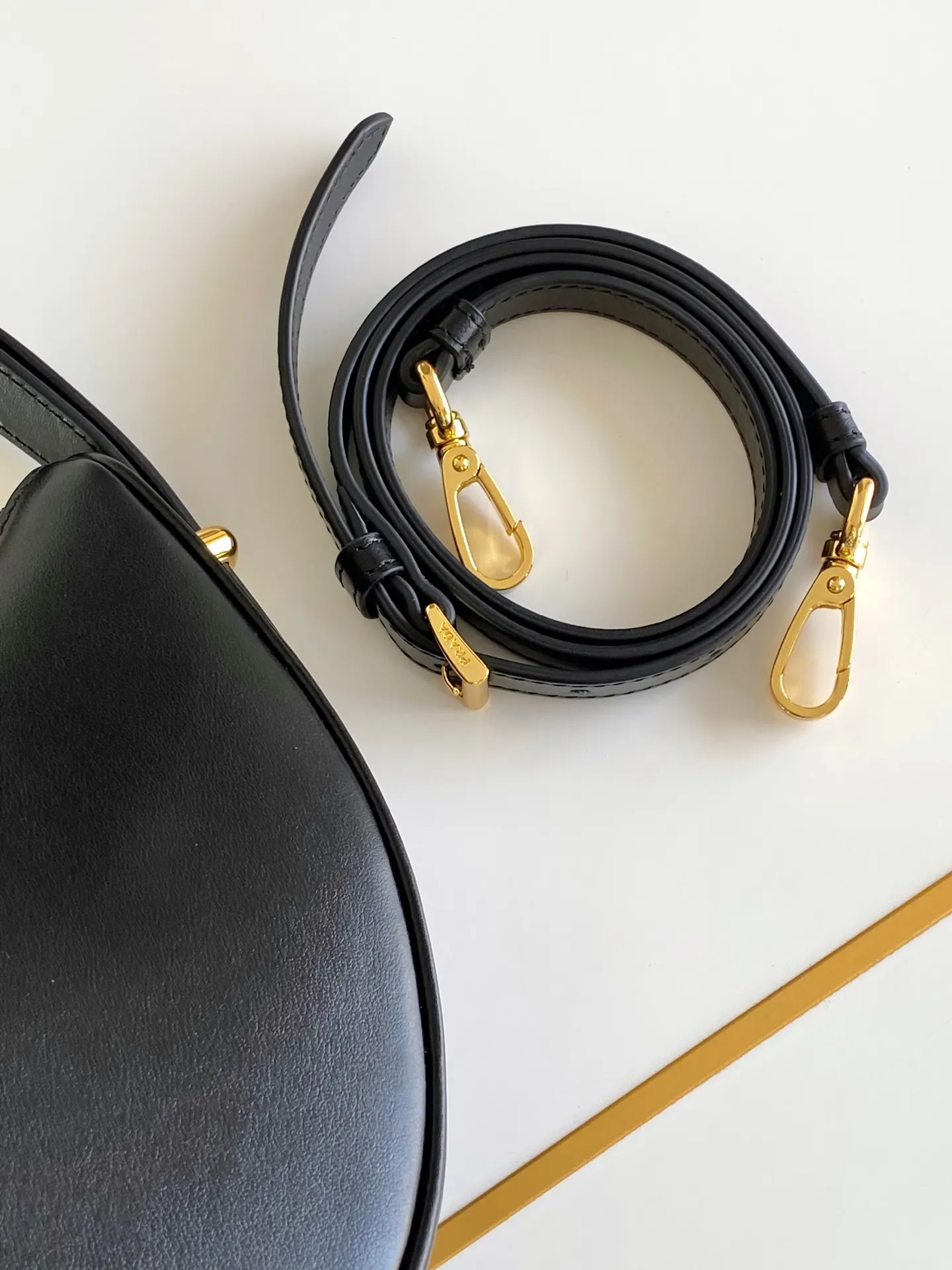 Hobo Shoulder Bag Vintage Leather