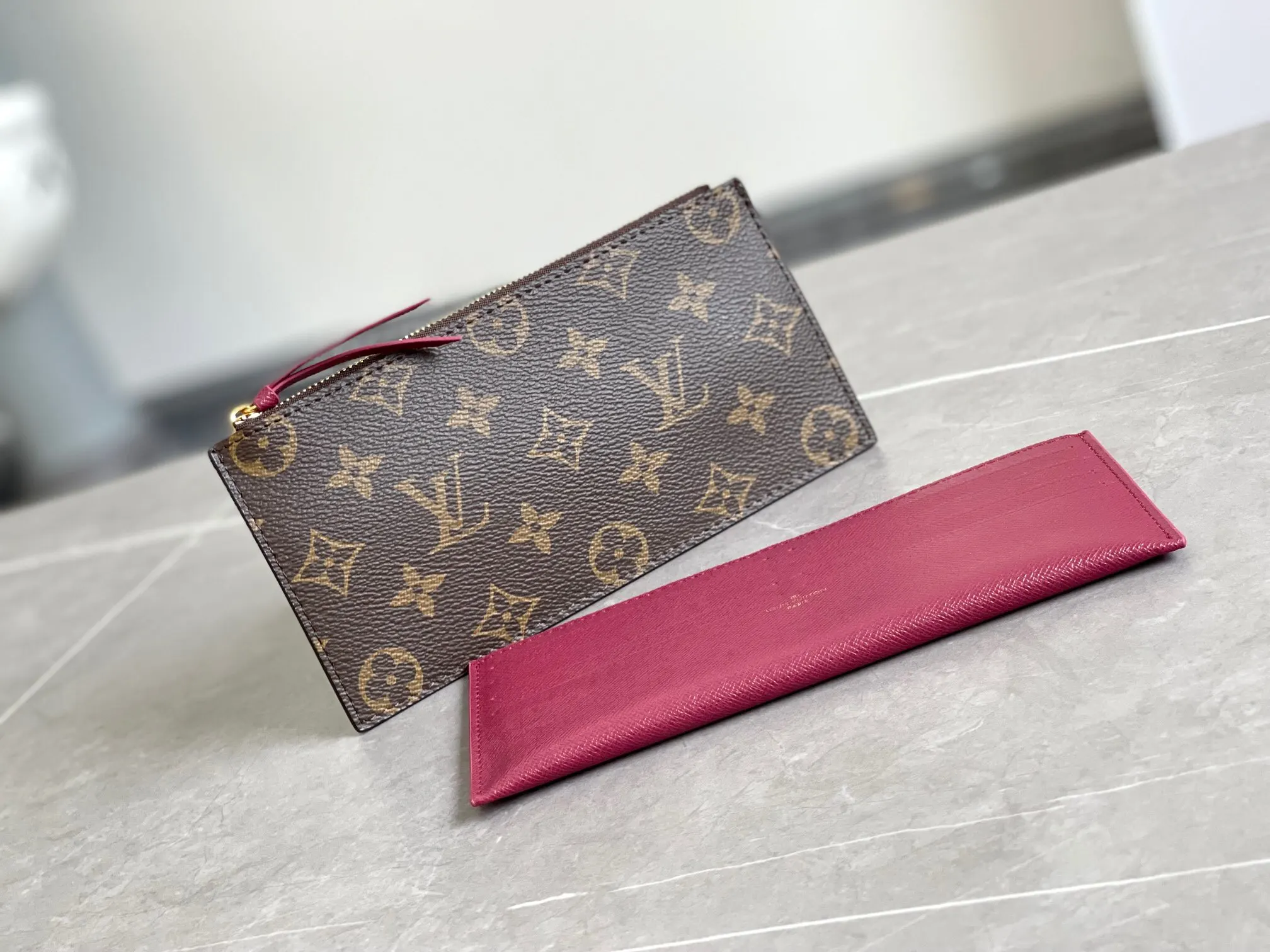 LV gold Monogram, chain bag, shoulder messenger model Image 7 LV gold Monogram, chain bag, shoulder messenger model Image 7