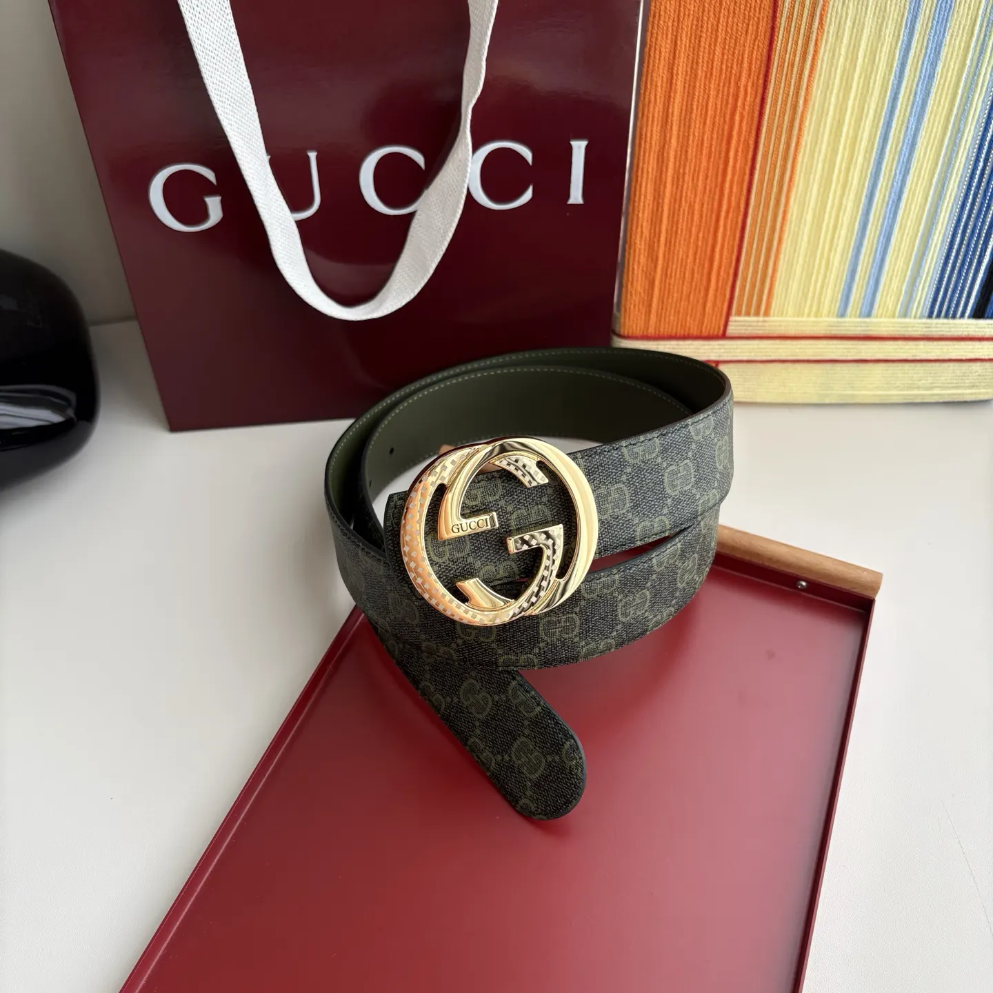 Gucci Double G 双G扣牛皮腰带