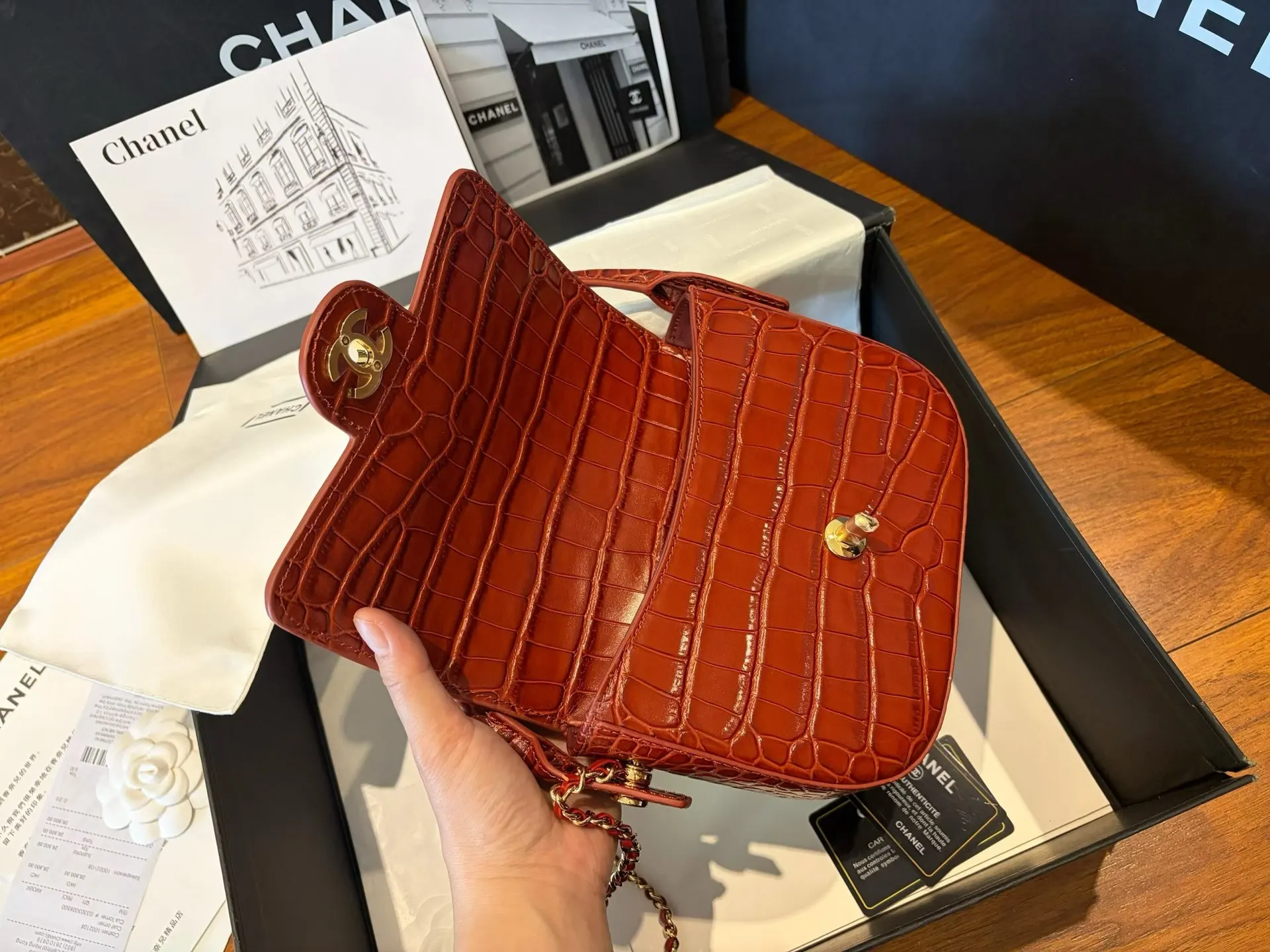Red Gold Hobo Shoulder Bag Vintage Leather