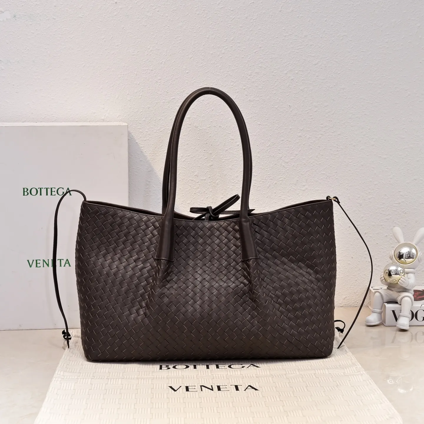 Bottega Veneta 牛皮 托特包 大容量托特款