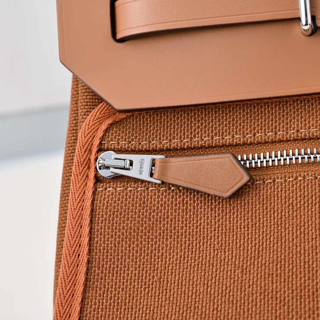 Hermès 雙肩包(數字8) Hermès 雙肩包(數字8)