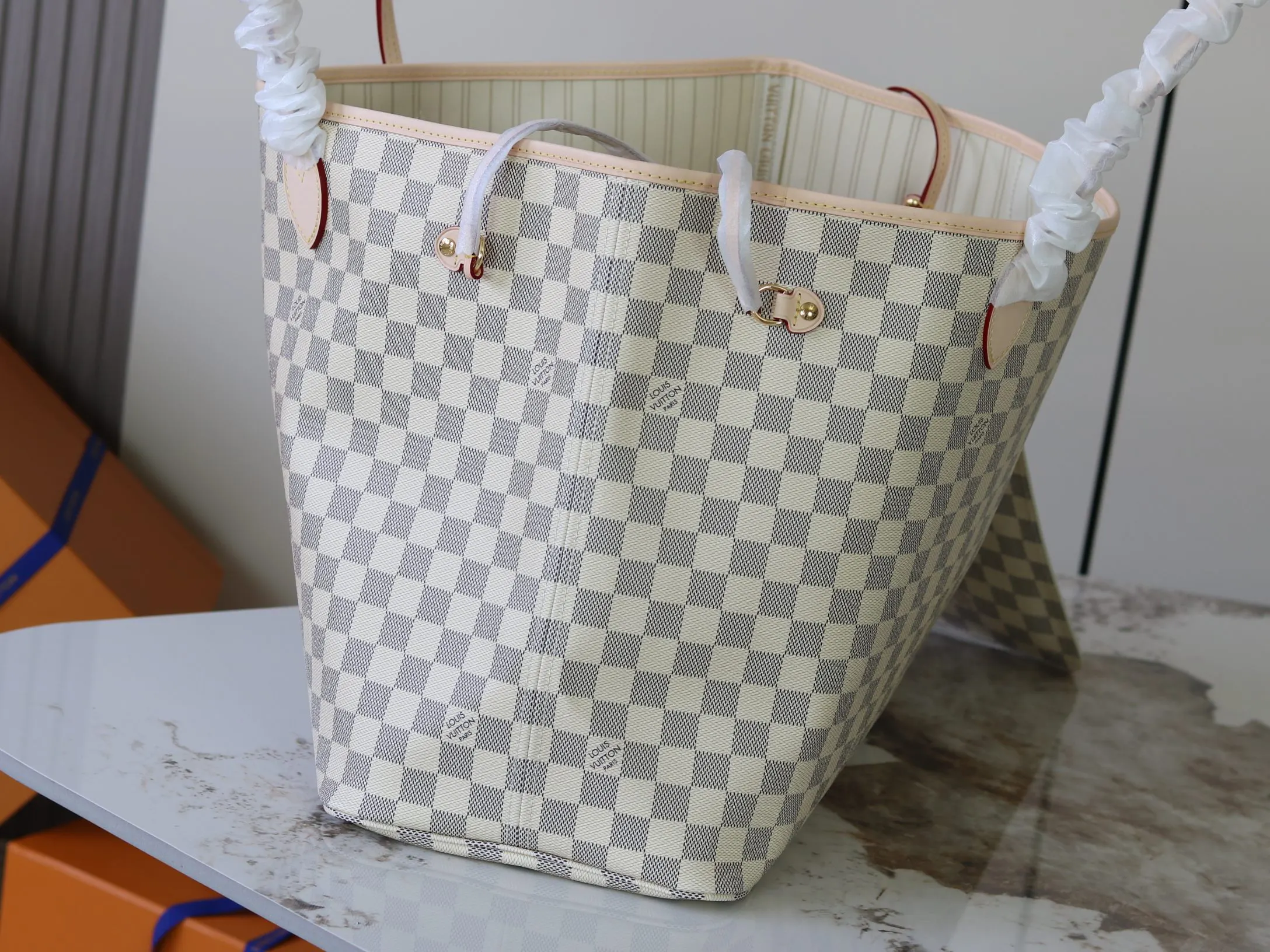 Neverfull 牛皮 托特包 大容量托特款