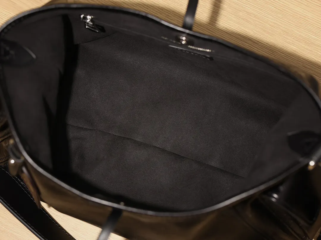 CarryAll 羊皮 水桶包 休閒水桶款(數字9) CarryAll 羊皮 水桶包 休閒水桶款(數字9)