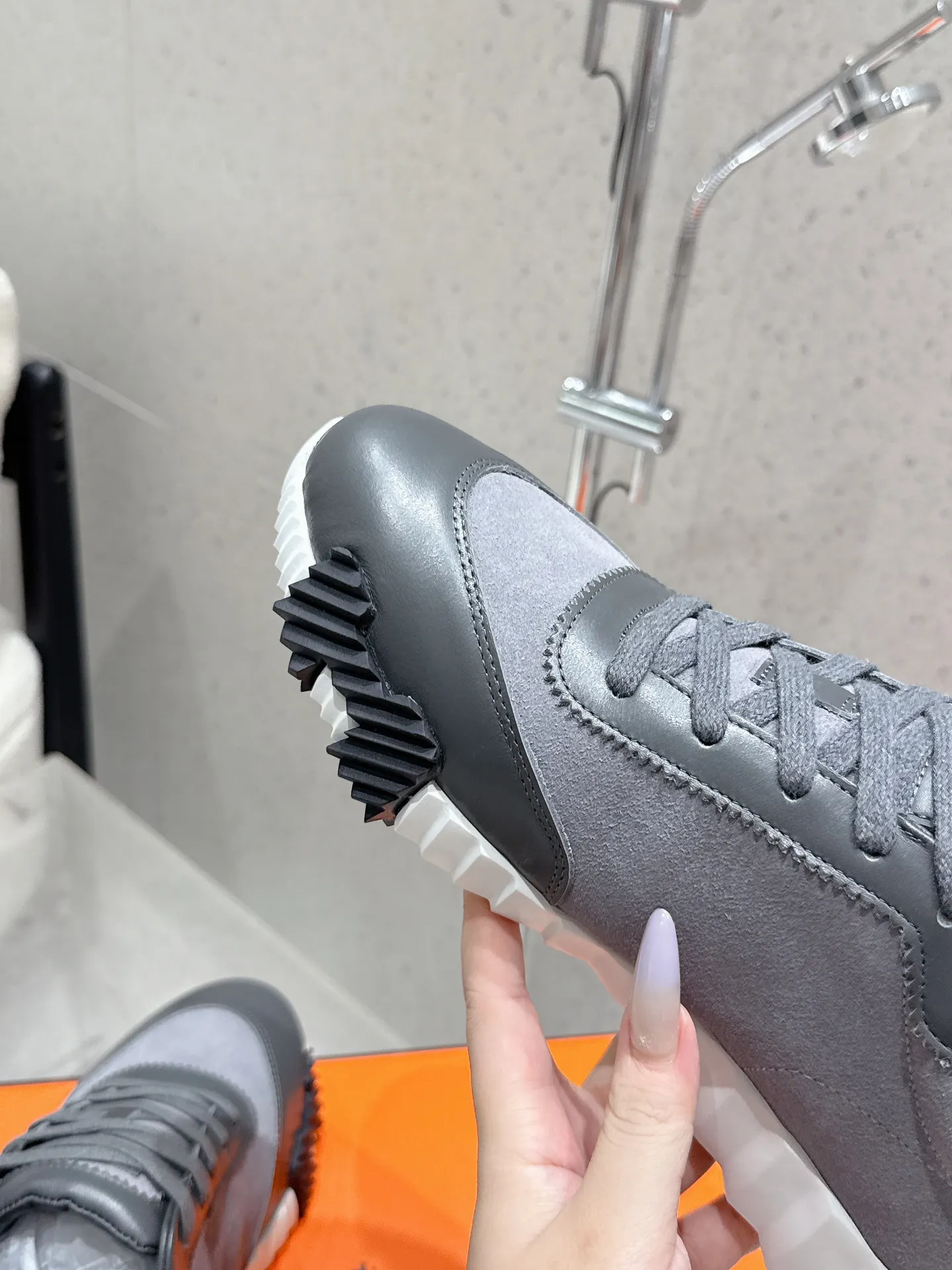 Hermès Sneakers