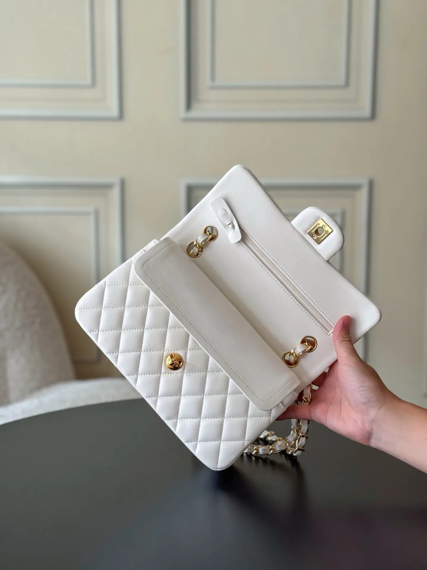 Chanel Mini White Leather Quilted Chain Bag Image 6 Chanel Mini White Leather Quilted Chain Bag Image 6