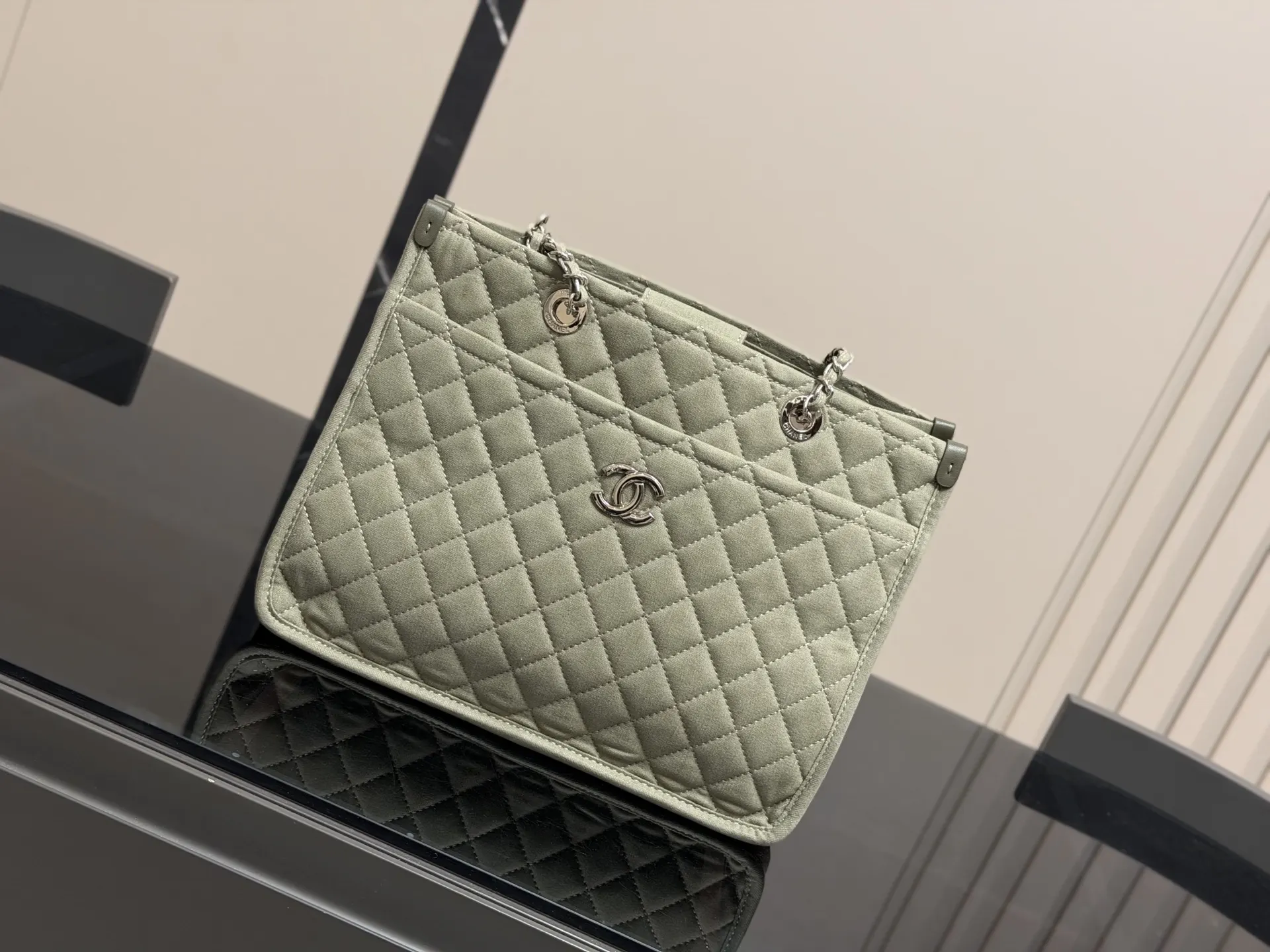 Chanel Tote Bag Vintage