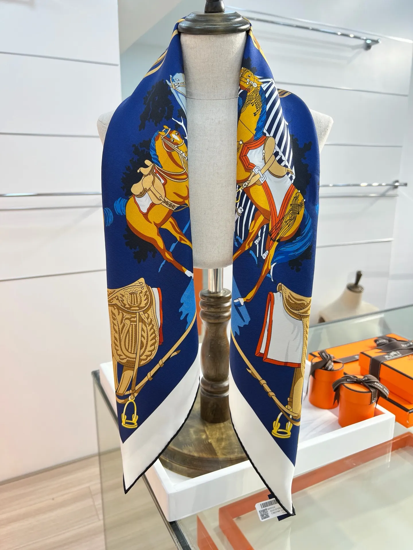 Hermès 丝巾 精致配饰