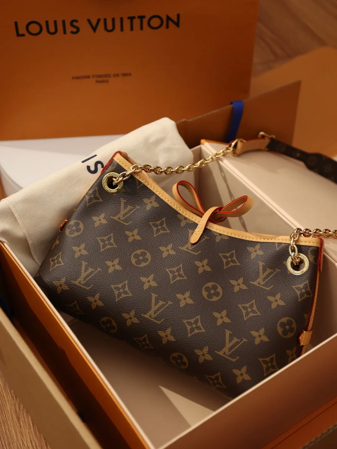 CarryAll 当季重磅 ｜CARRYALL BB手 水桶包 休閒水桶款