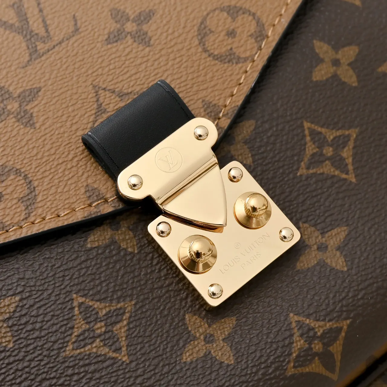 Louis Vuitton Métis Monogram 手提包