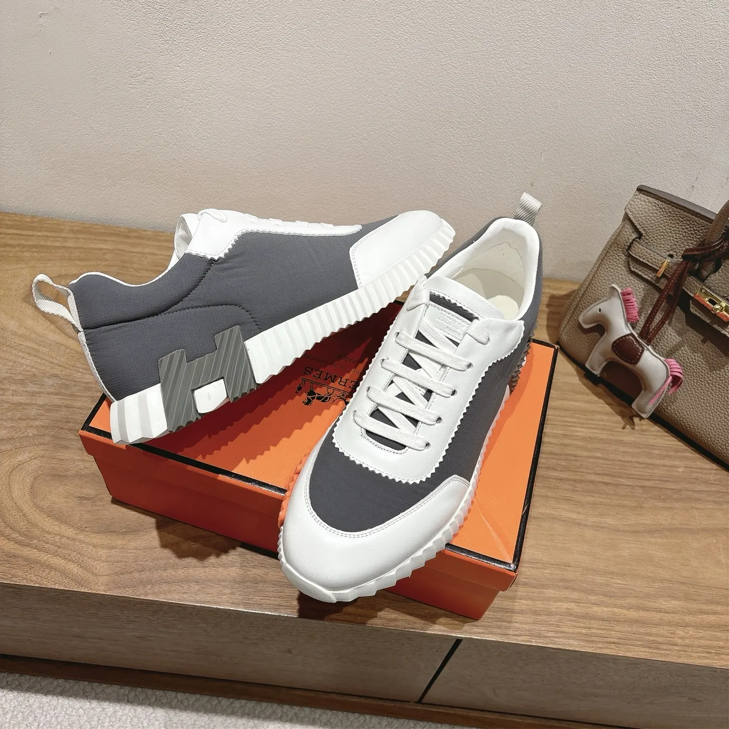 Hermès SS 运动鞋