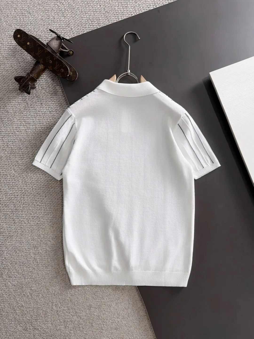 DIOR 刺绣 纯棉 针织衫 质感针织款