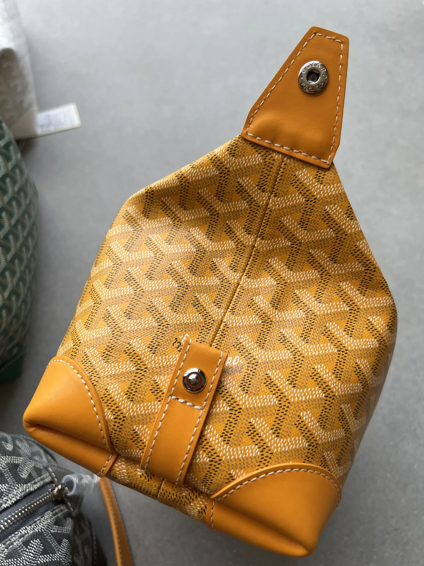 Goyard 小牛皮 戈雅 源 洗漱包 长肩带 品名 洗漱包 化妝包 便携收納款
