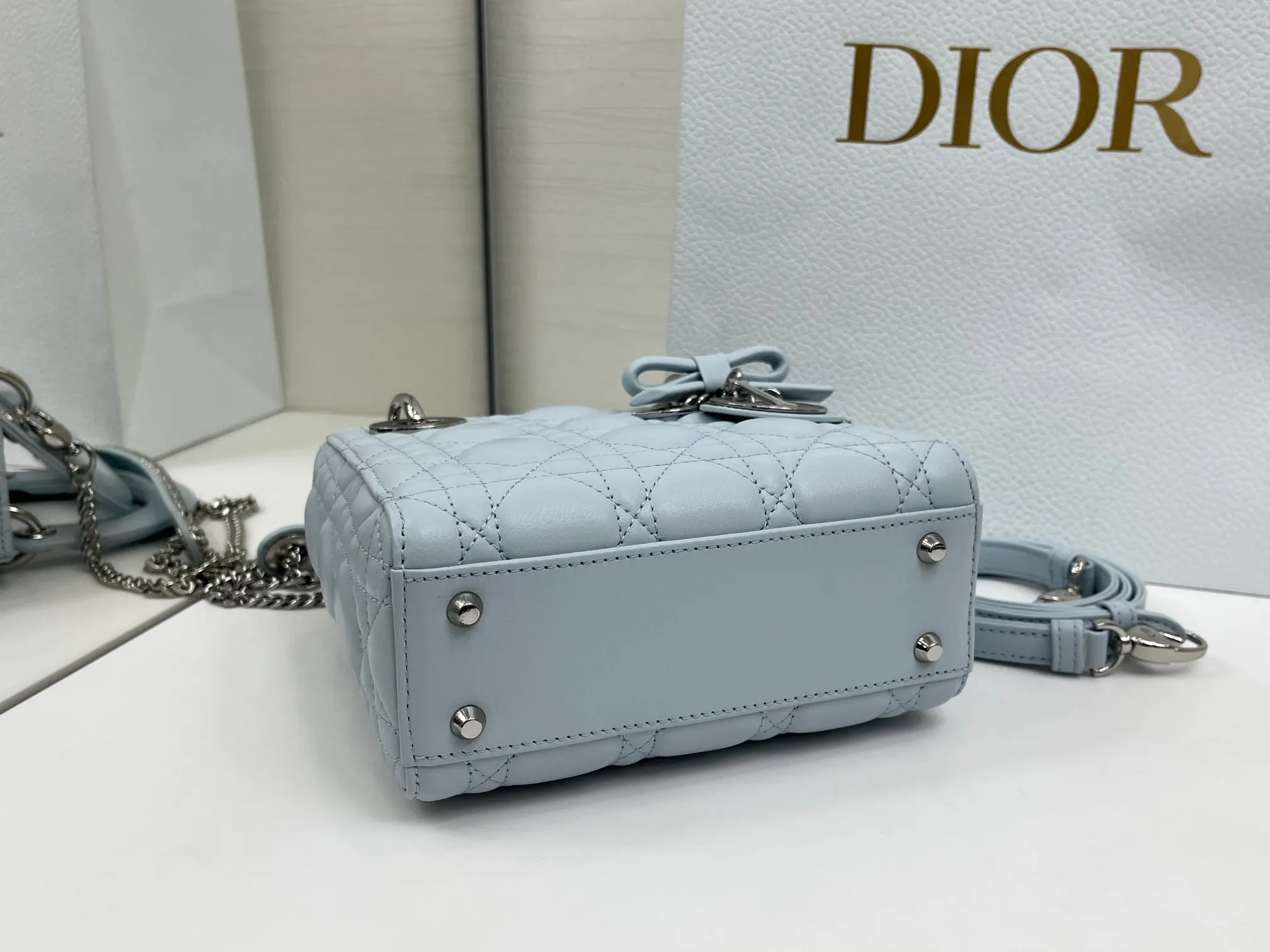 Dior Lady Dior Lady 冰川蓝链条包 手提斜挎