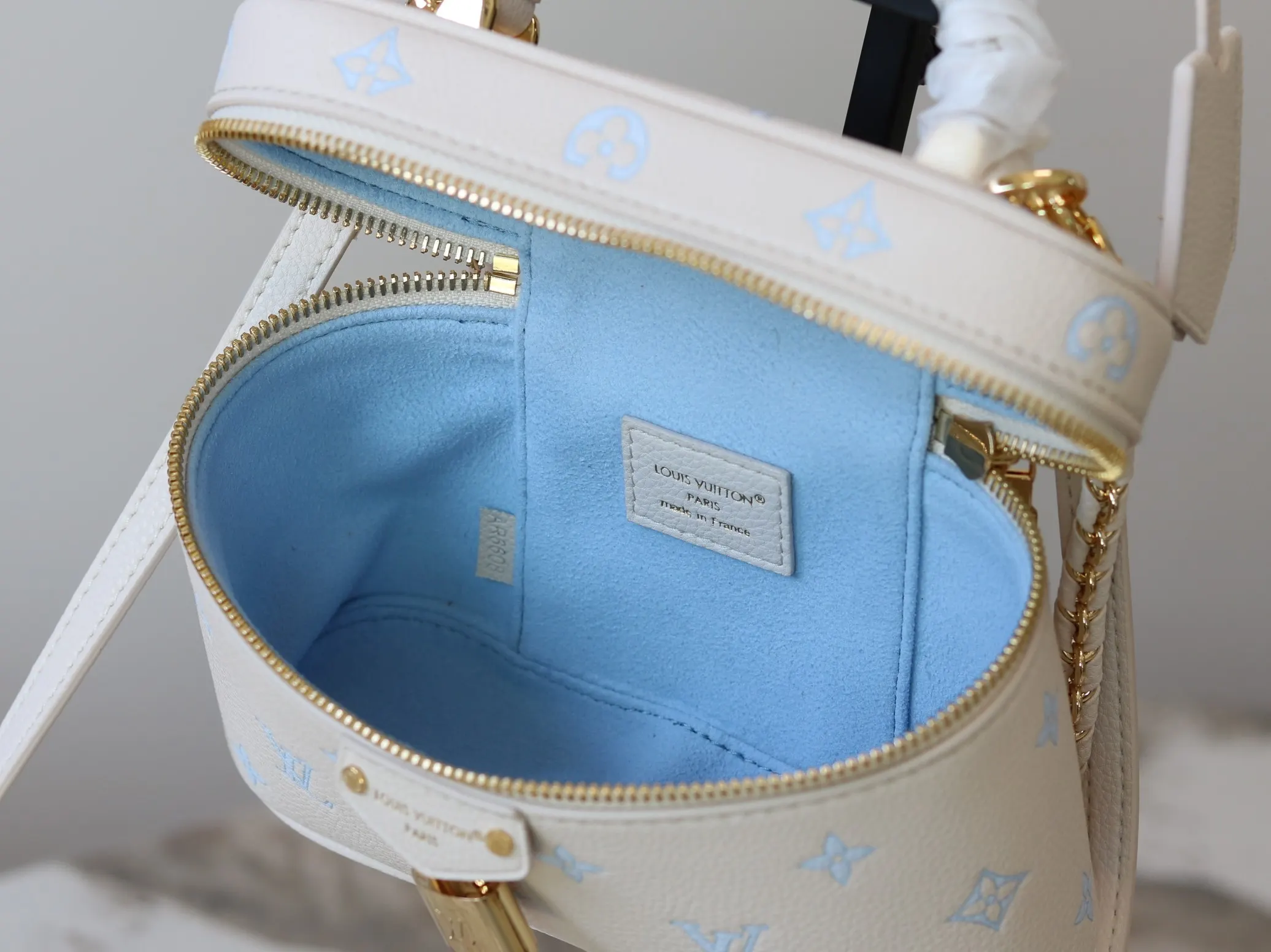 Louis Vuitton Chain Bag Image 9 Louis Vuitton Chain Bag Image 9