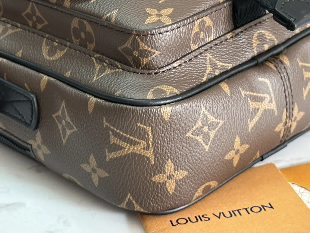 LV 牛皮 收納包 旅行收納款