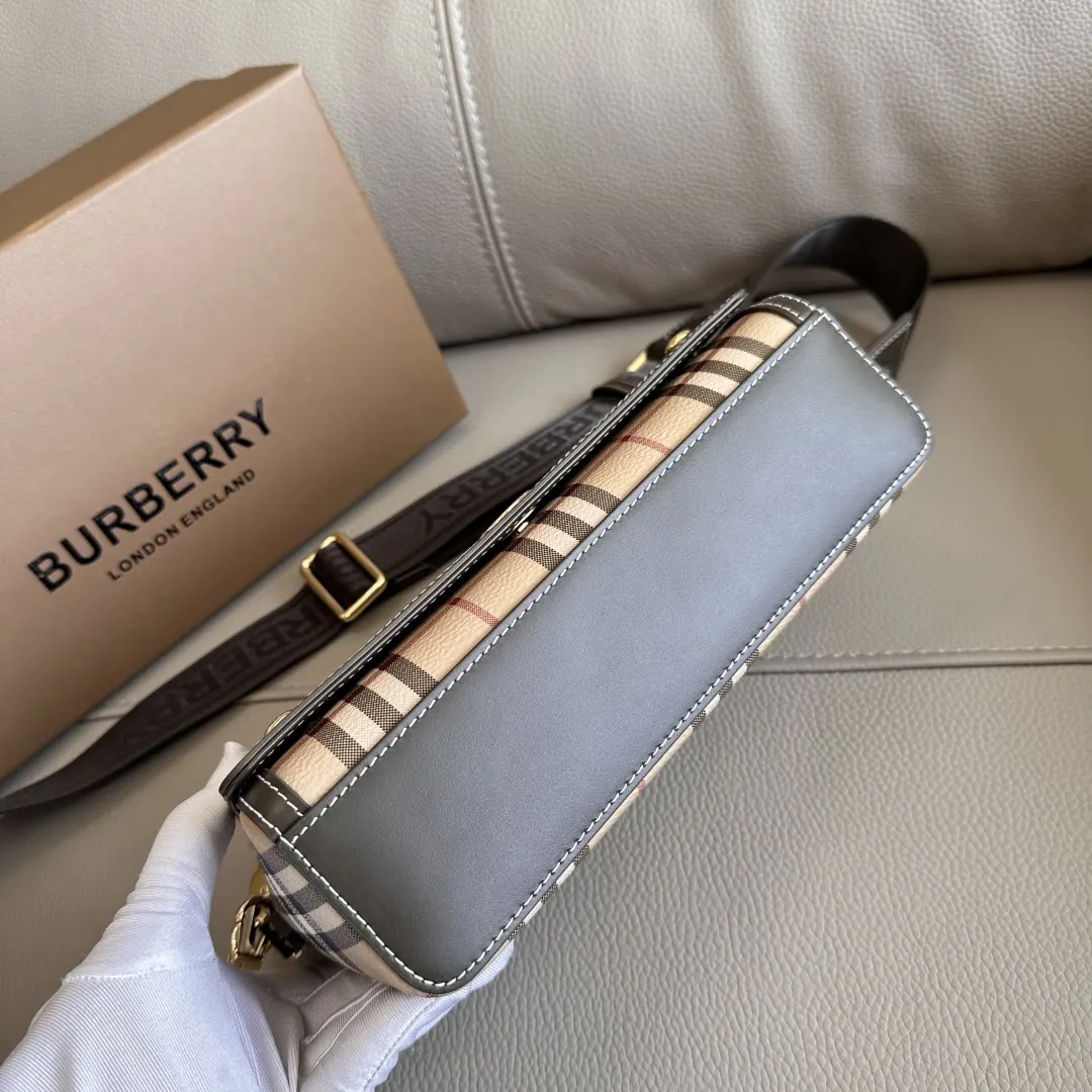 Clutch Bag Vintage Leather