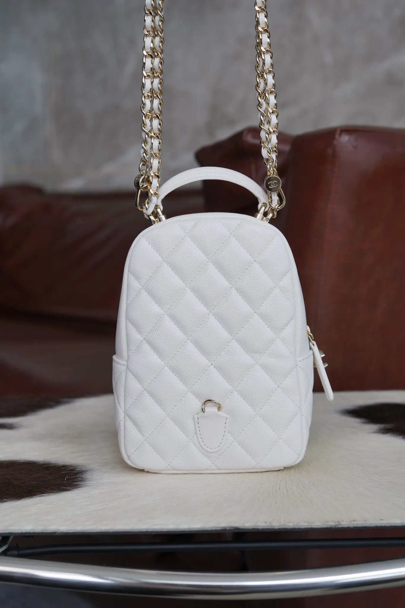 CHANEL 白色 金色 小牛皮 双肩包 实用双肩款