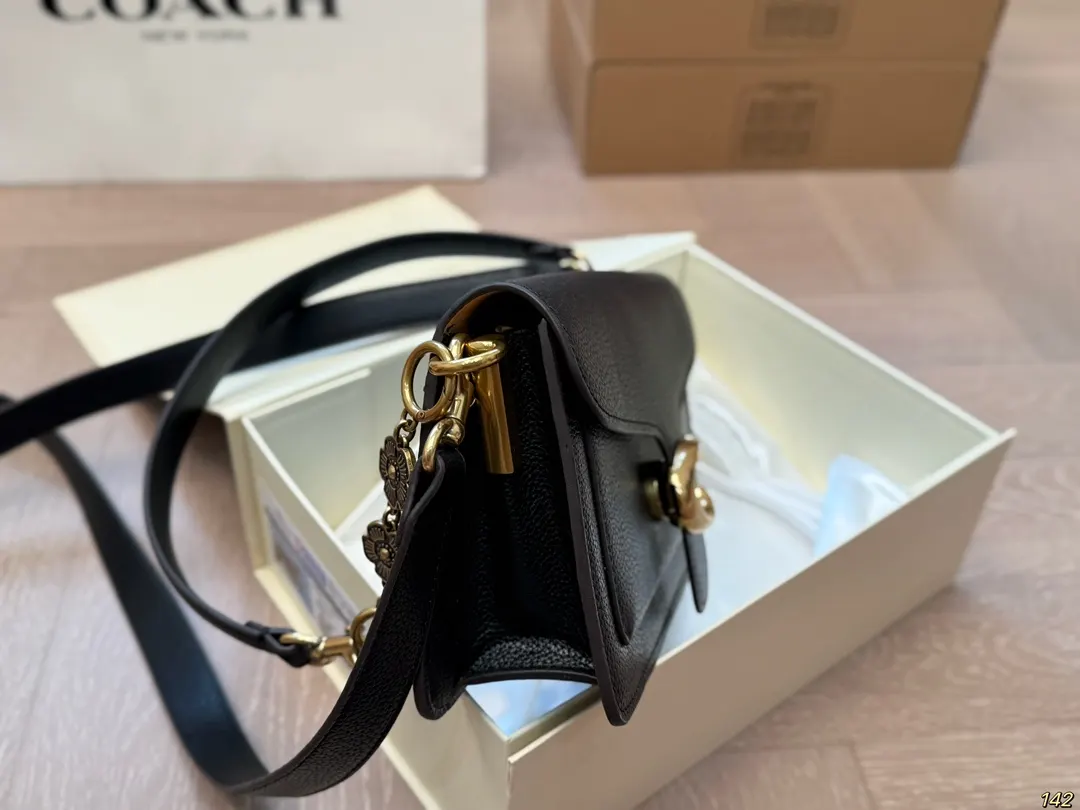 Crossbody Bag Lightweight Versatile