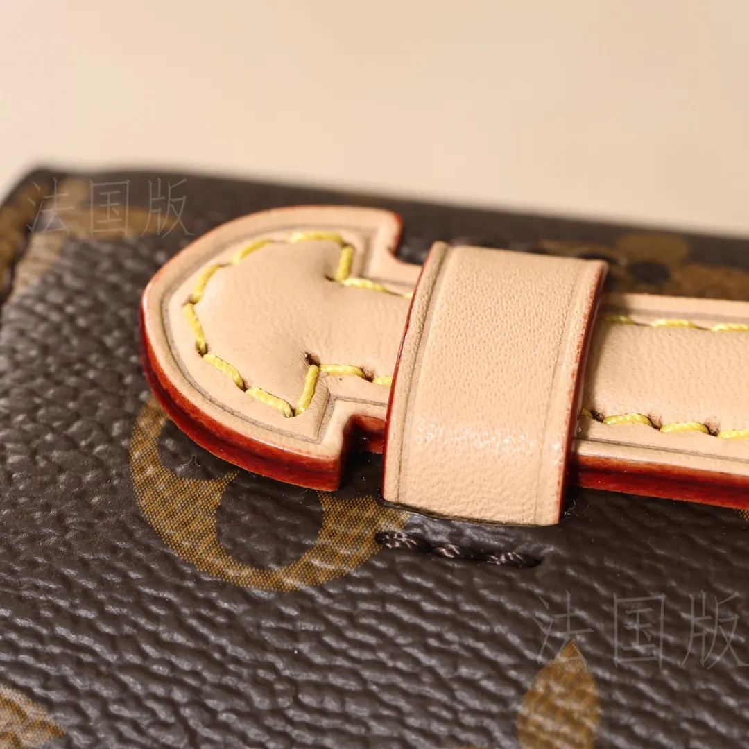 Chain Bag Leather