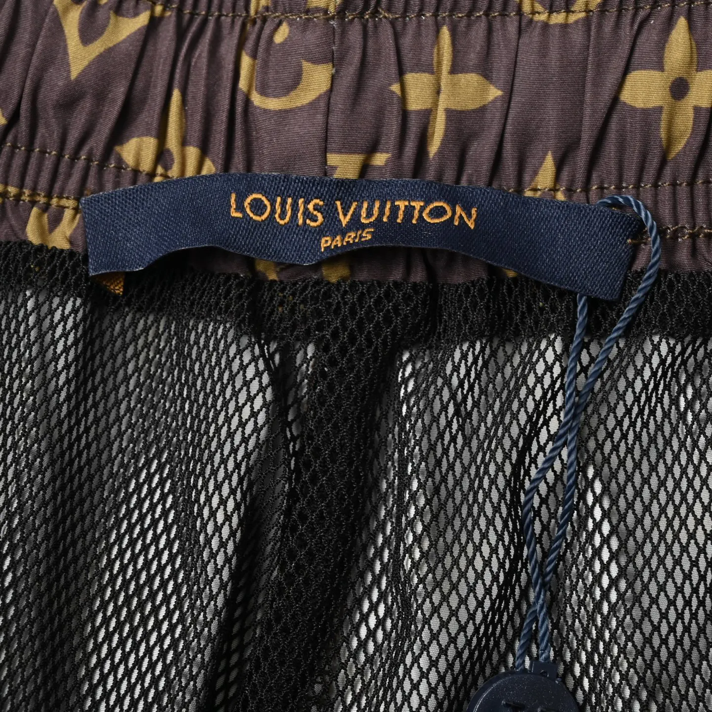 LV 棕色 老花 Logo 短裤 宽松休闲款