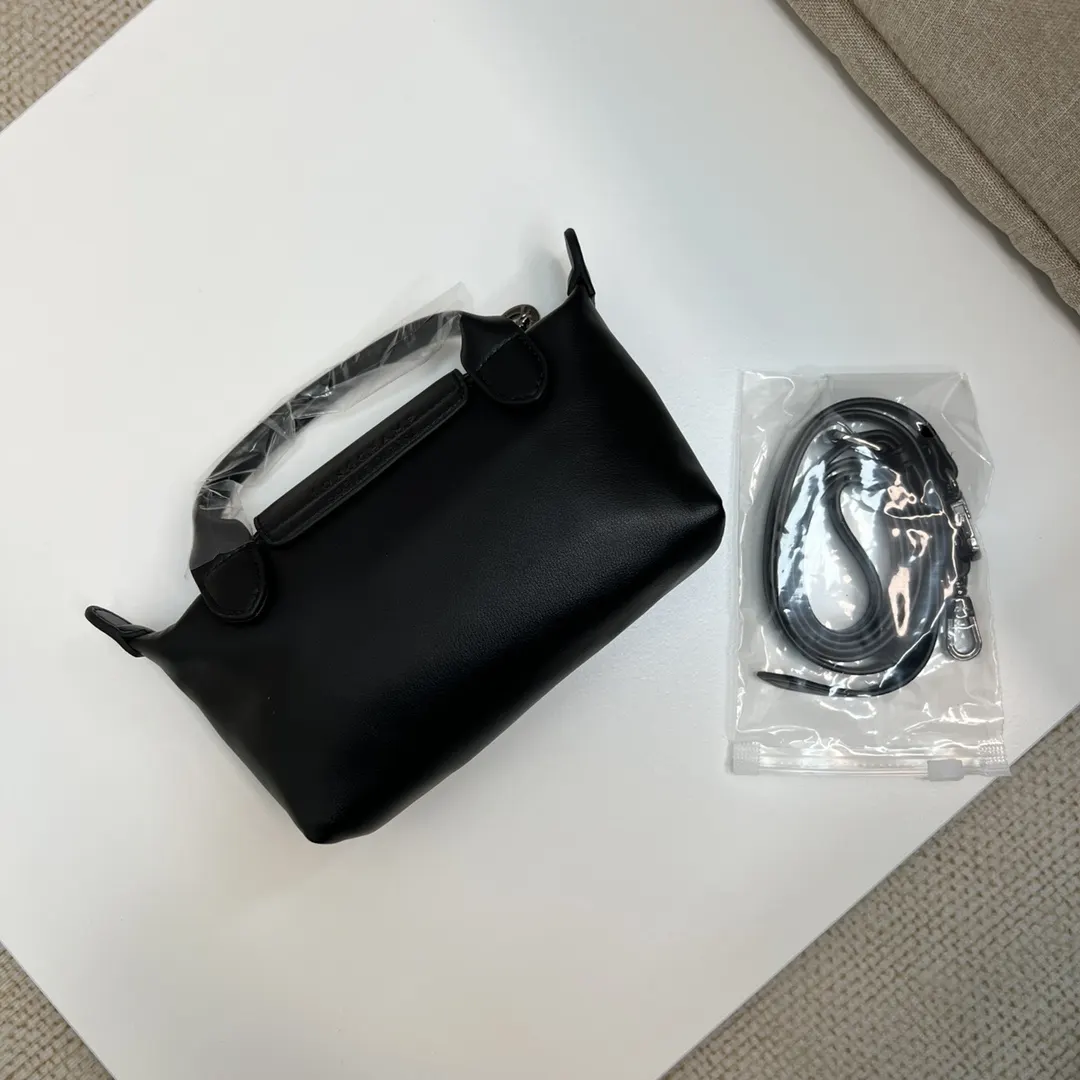 Black Top Handle Bag Commuter Classic