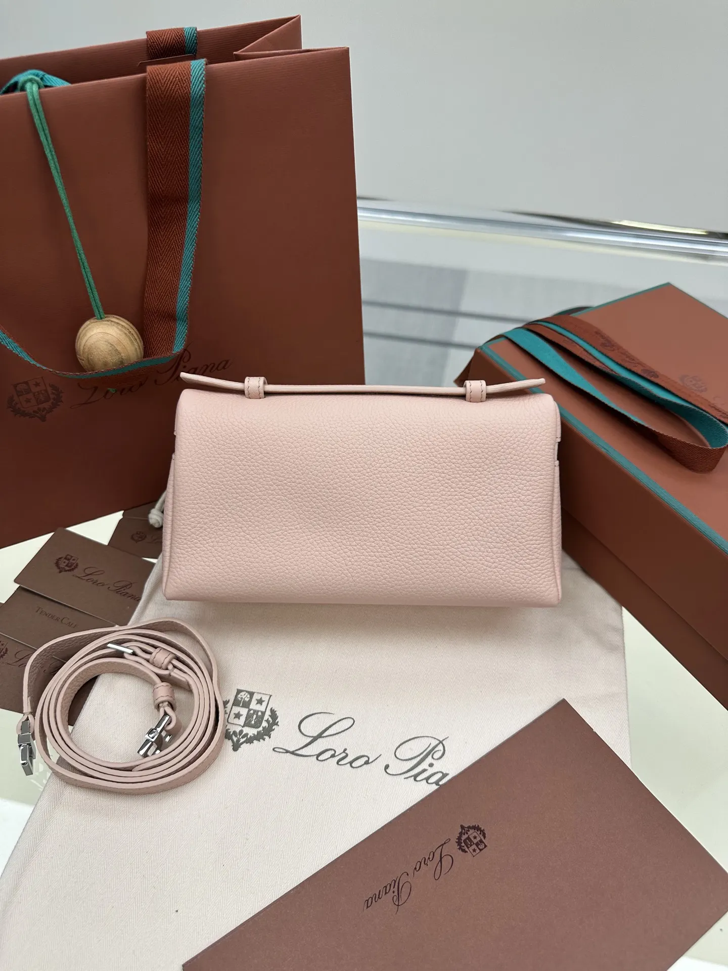 Crossbody Bag Lightweight Leather