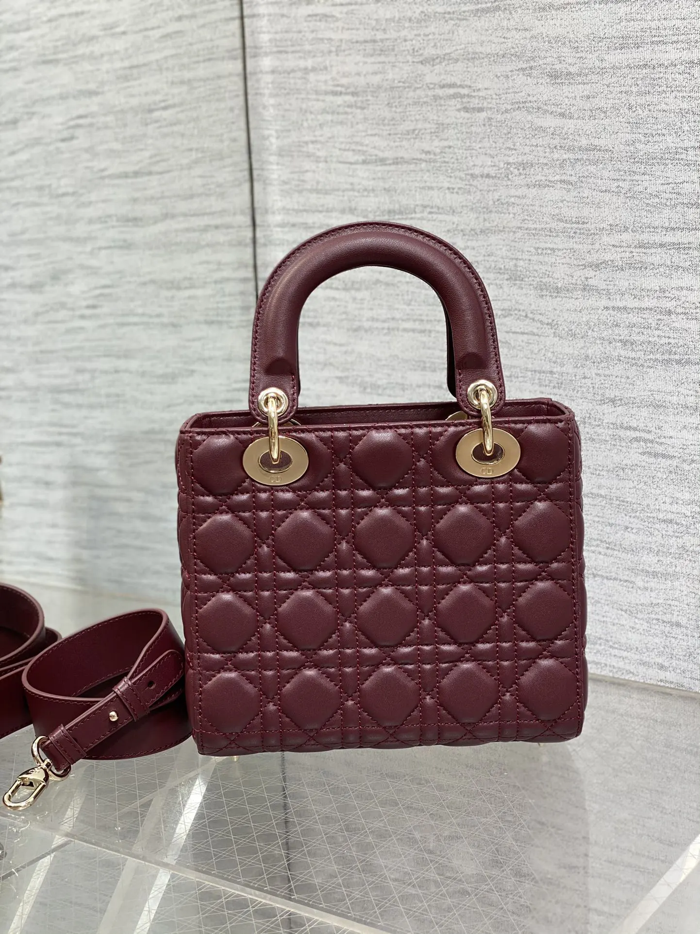Dior Lady Dior 黑色手提包