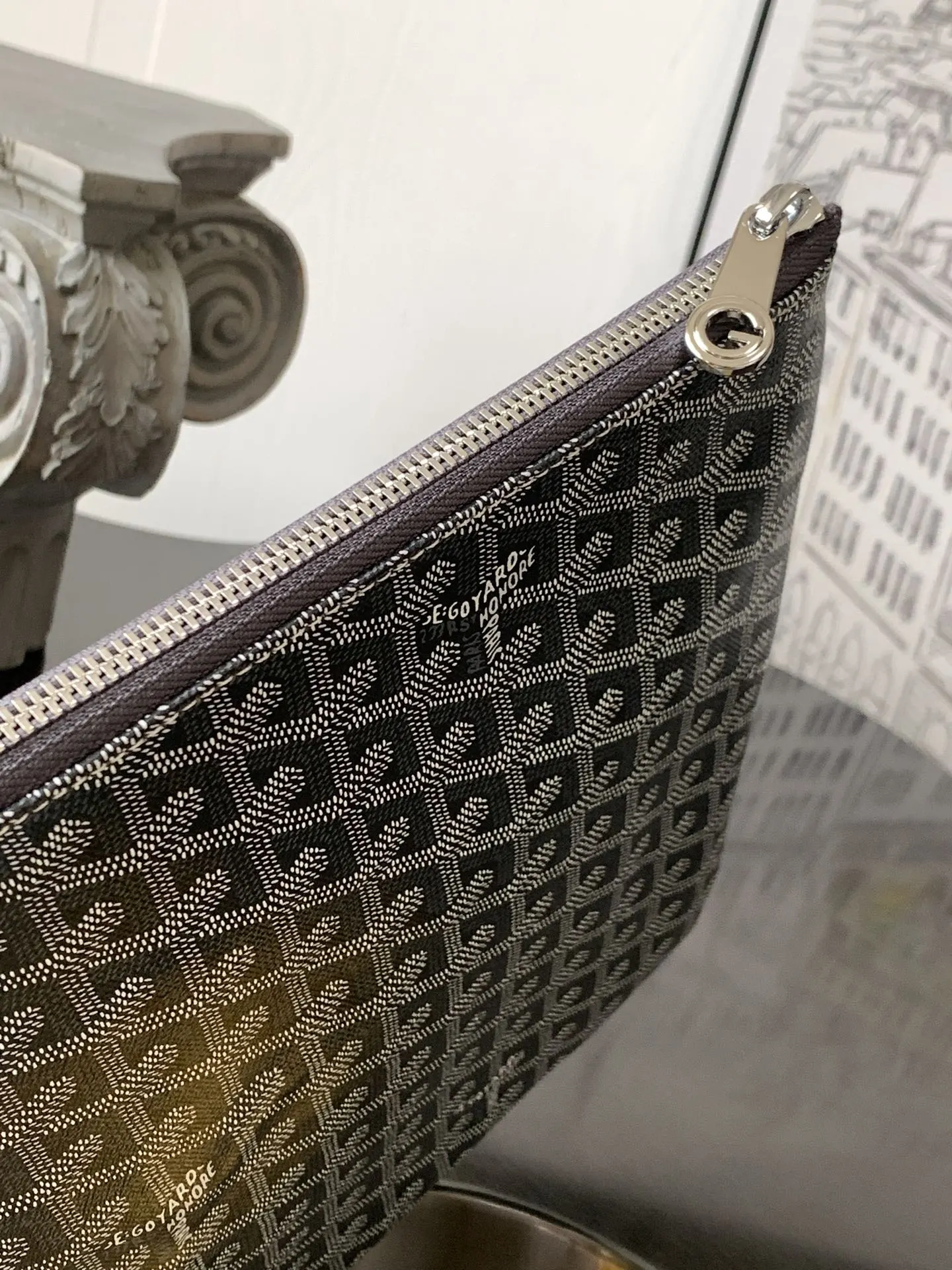 Goyard 灰色 鼎鼎戈雅 手拿包 精致手拿款