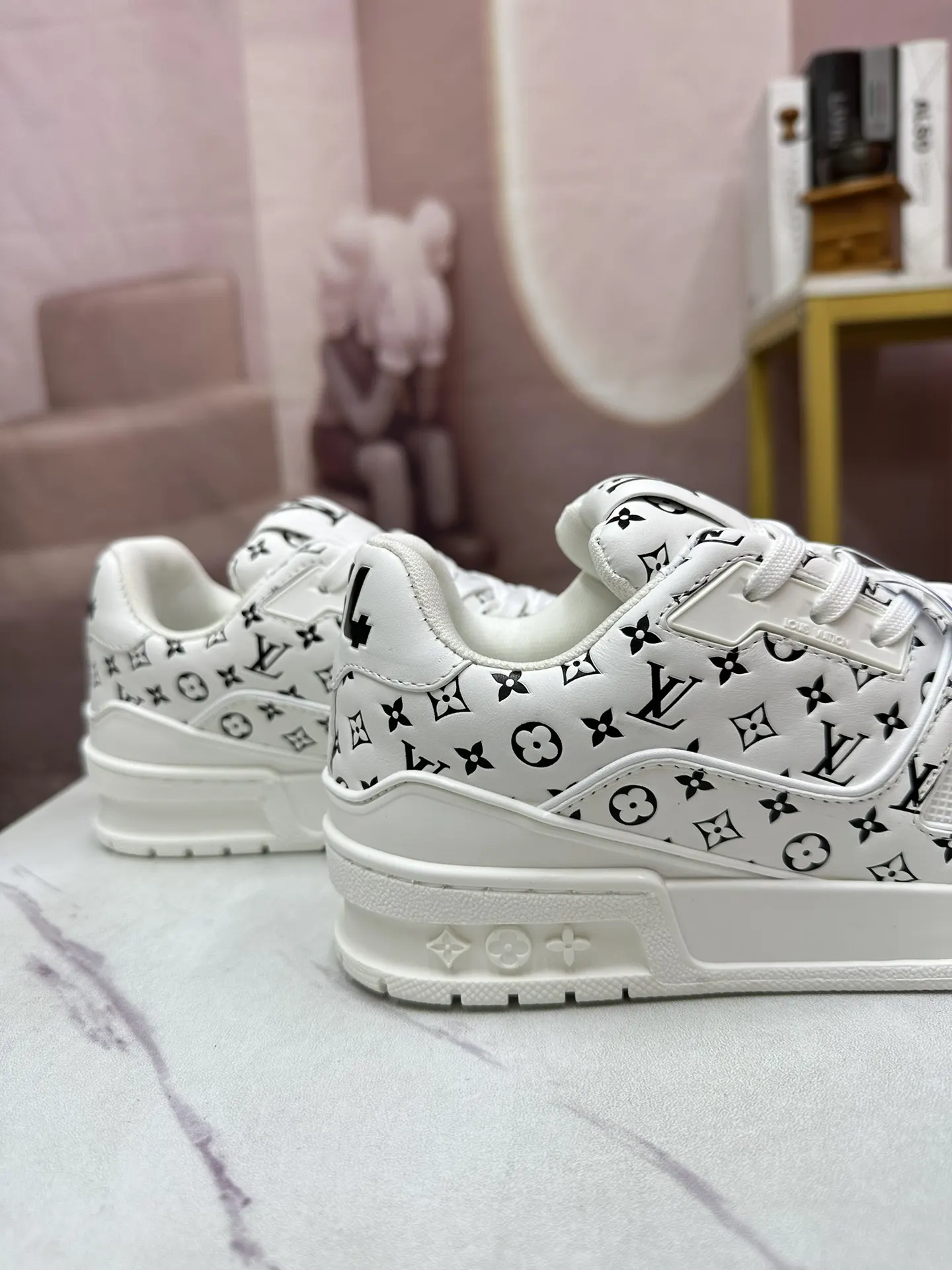 Louis Vuitton Sneakers