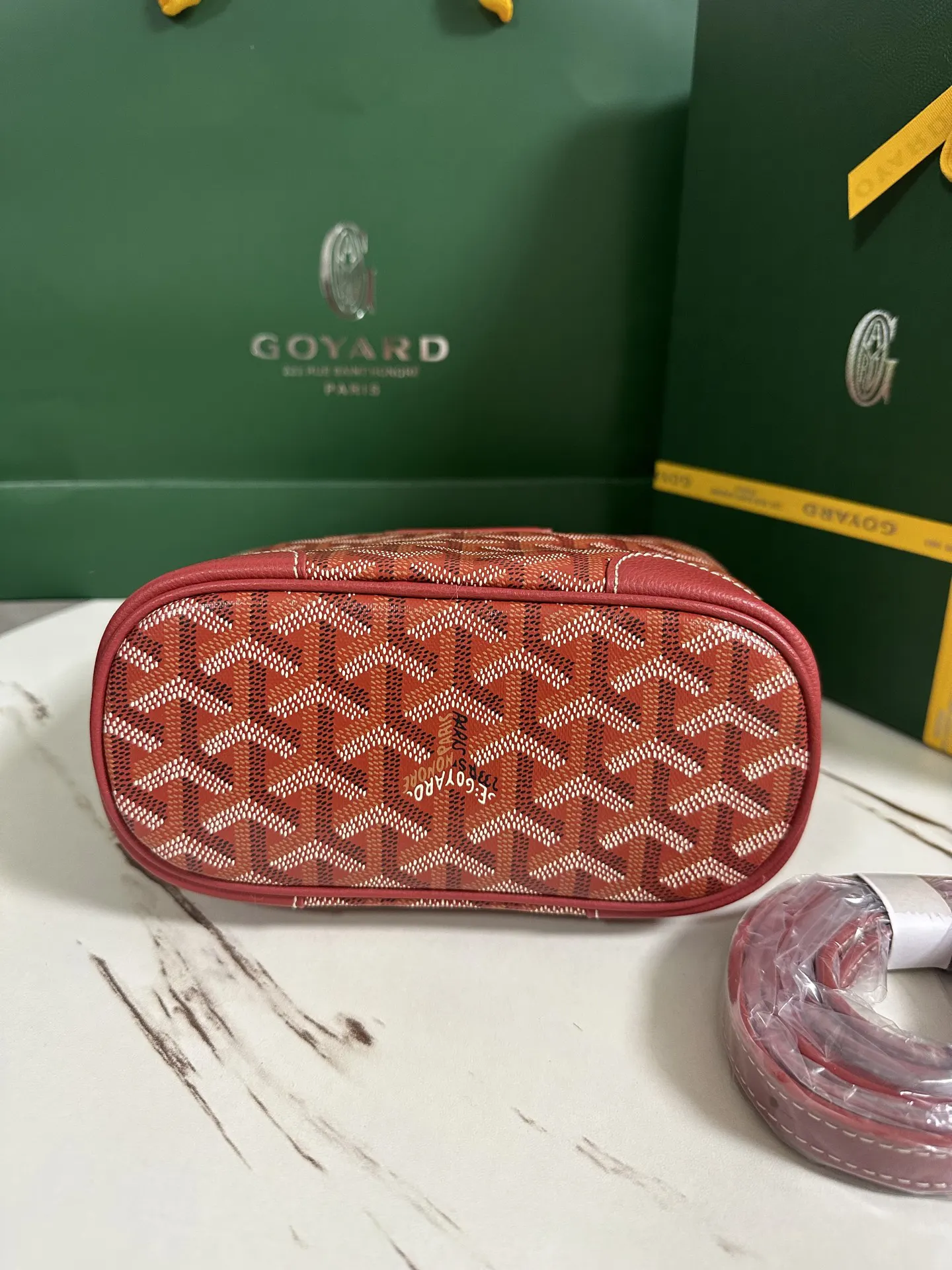 Goyard 紅色 小牛皮 單肩包 日常單肩背款