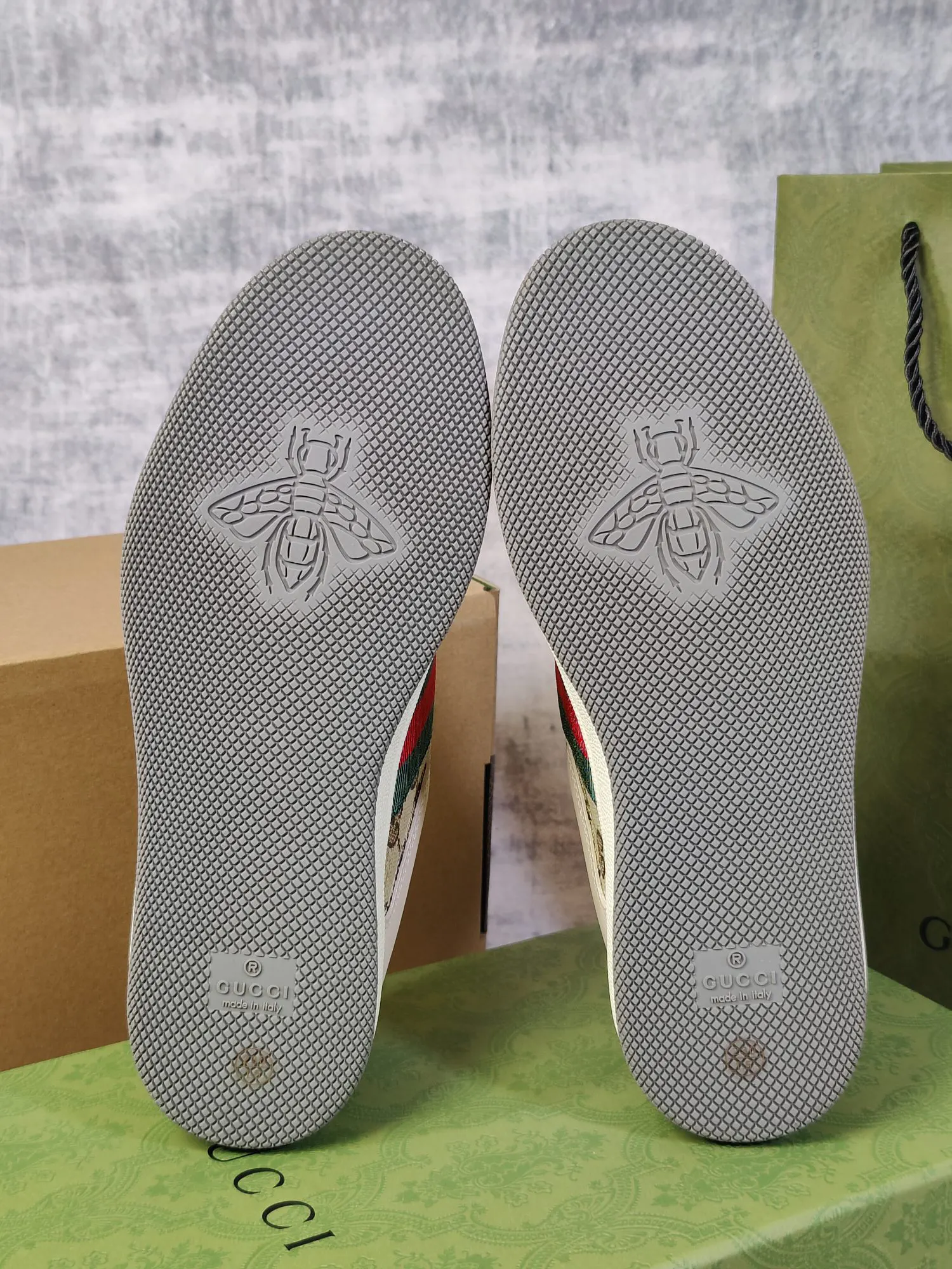 Gucci Logo休闲运动鞋