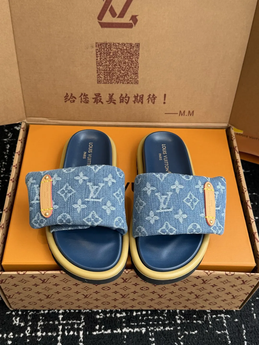 精選 拖鞋 轻便舒適款(數字2) 精選 拖鞋 轻便舒適款(數字2)
