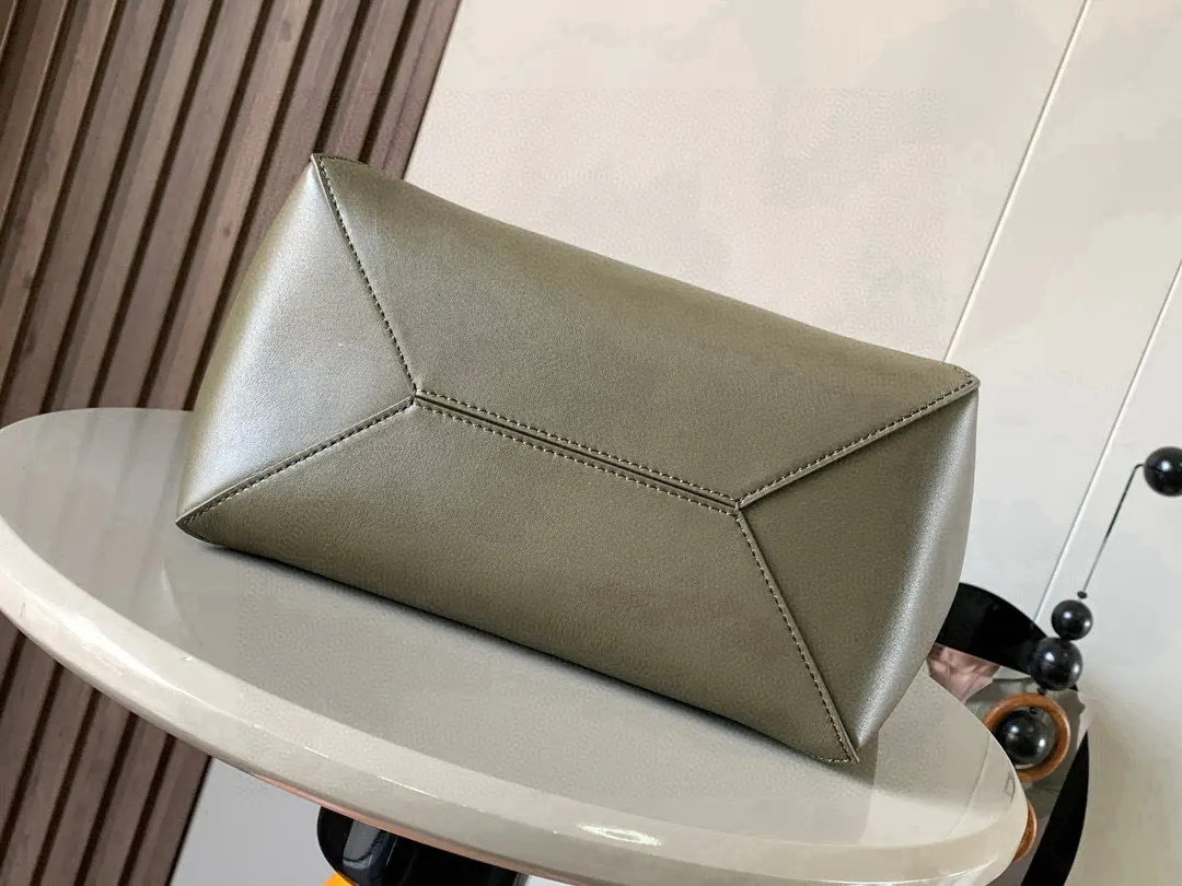 Puzzle 卡其 牛皮 行李箱 旅行拉杆款 輕便出行款