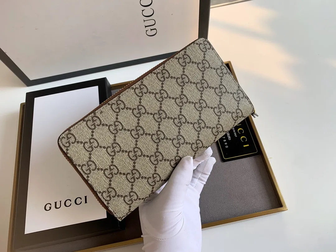 Gucci 皮革钱包 日常收纳款