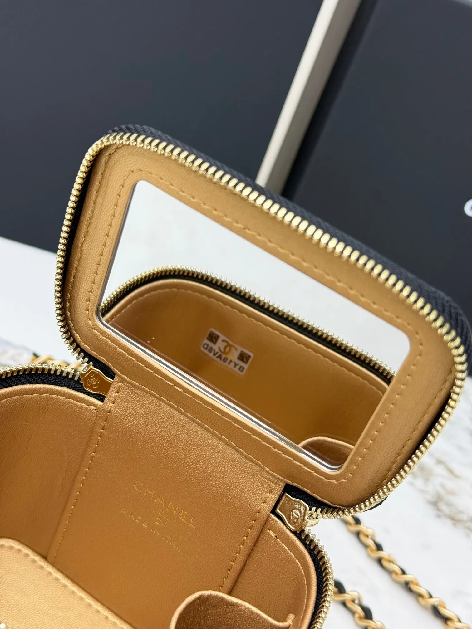 CHANEL 金色 羊皮 鏈條包 精致鏈條款
