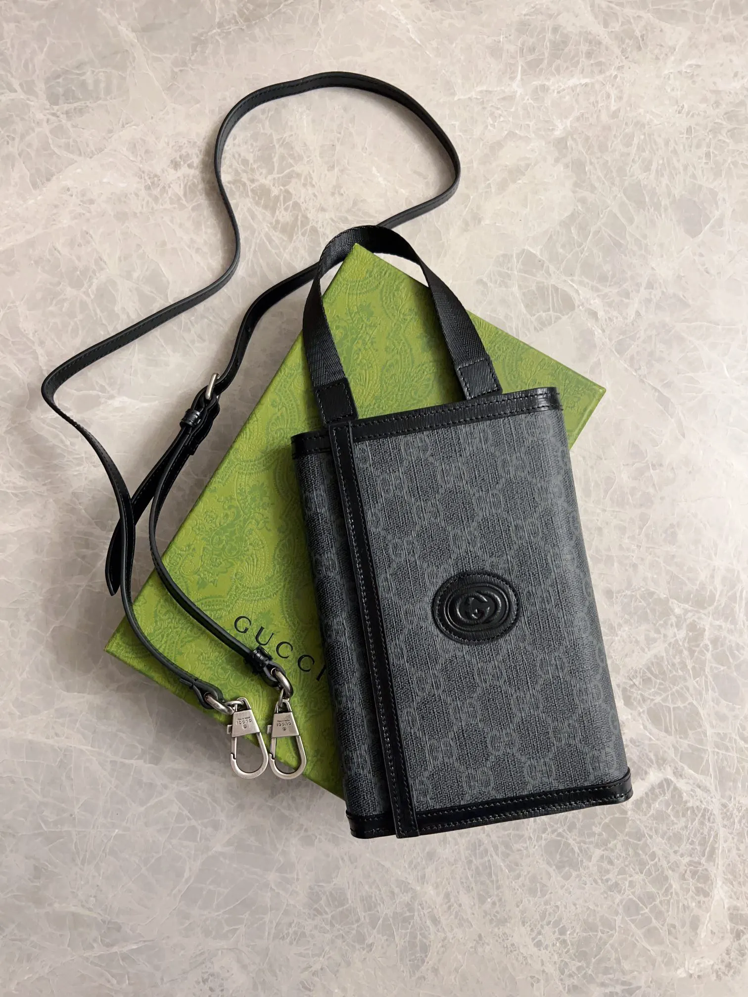 Gucci 牛皮 时尚单品 手拿包 精致手拿款