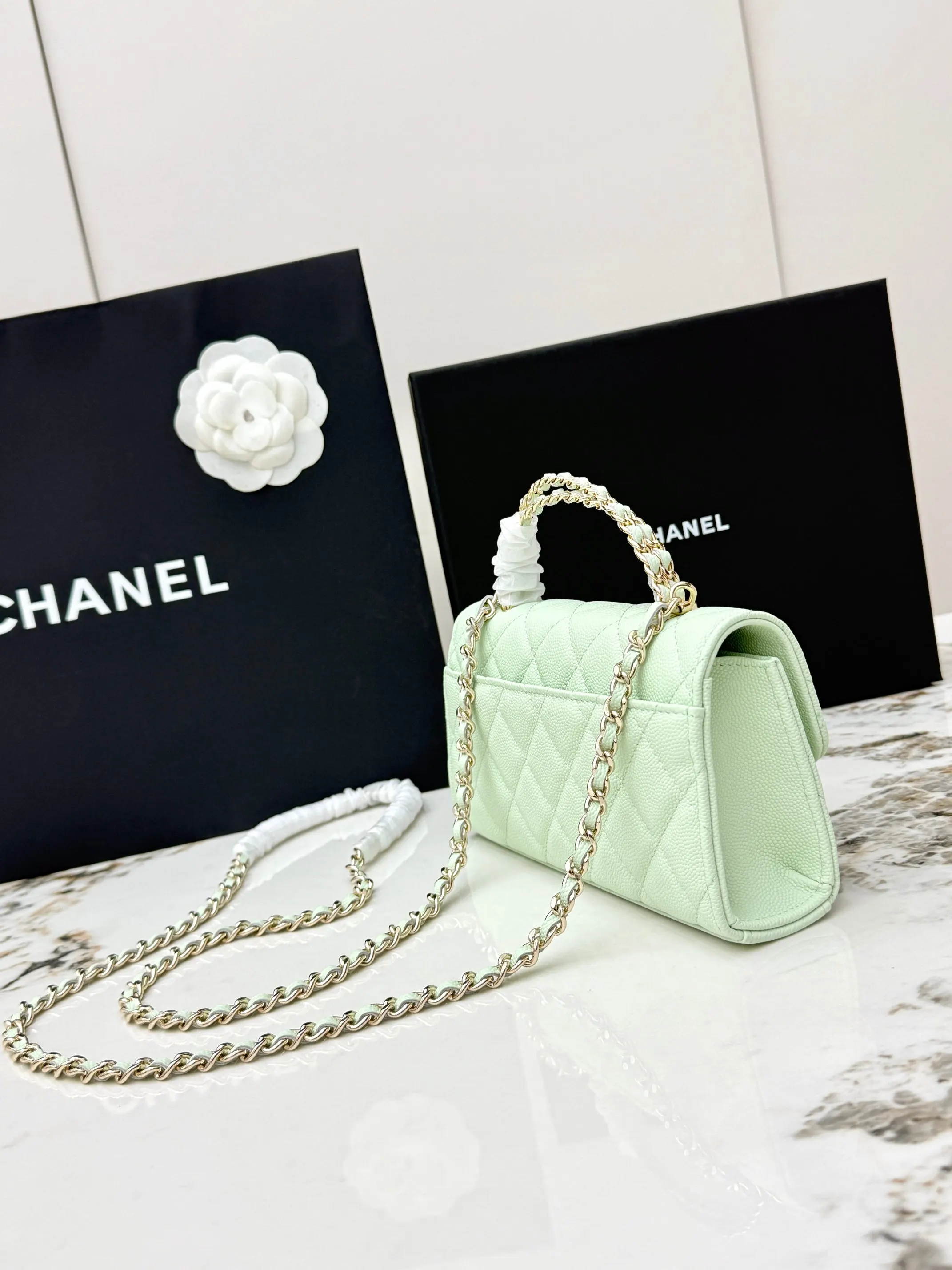 Chanel 浅绿色牛皮Kelly手提包 金链斜挎