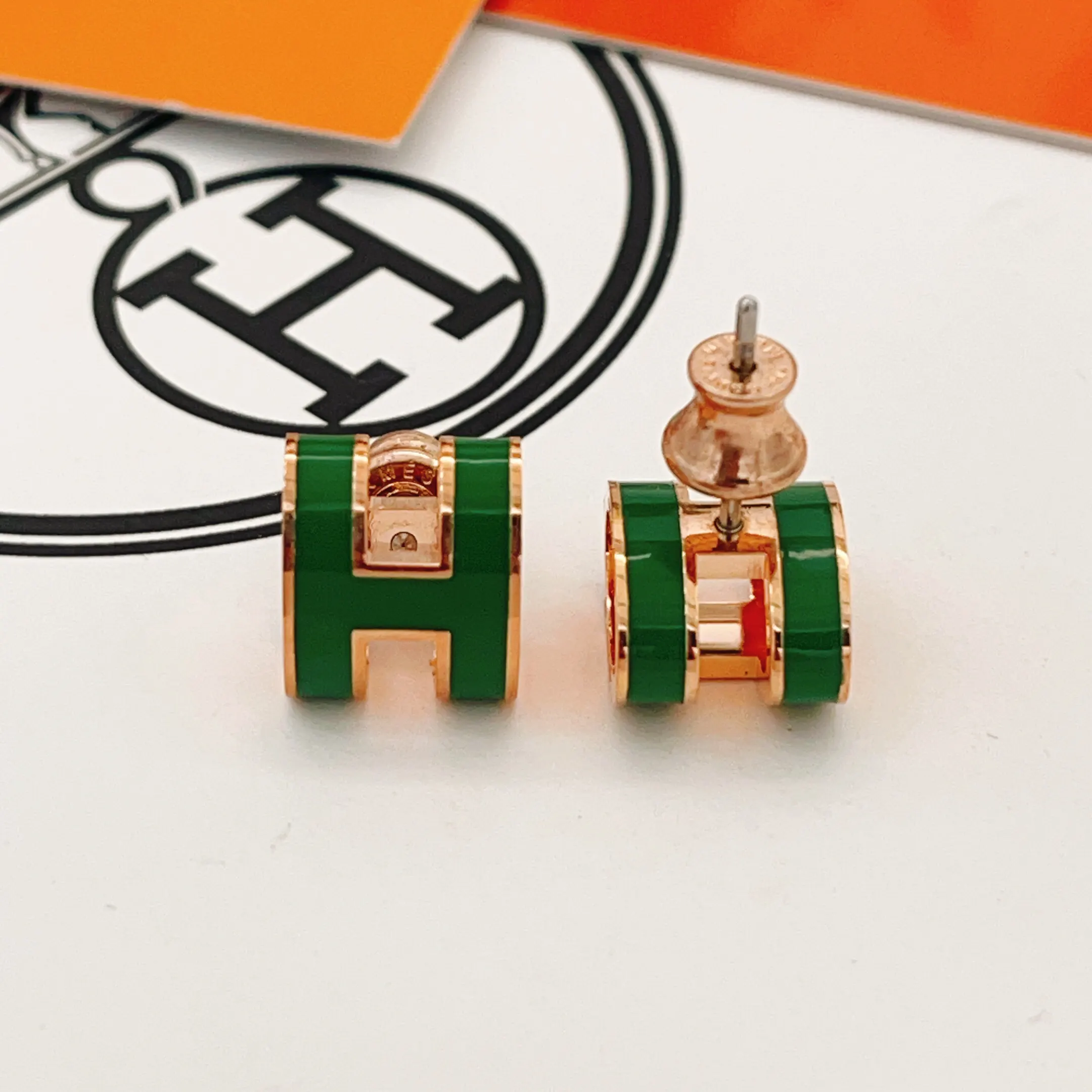 Hermes 玫瑰金 綠色 大号 耳钉 小巧点缀款