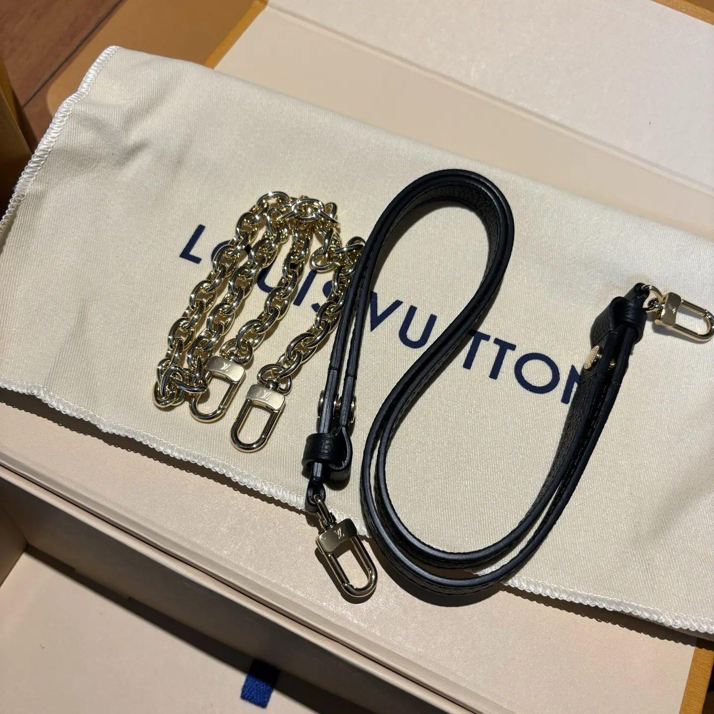 Black Chain Bag