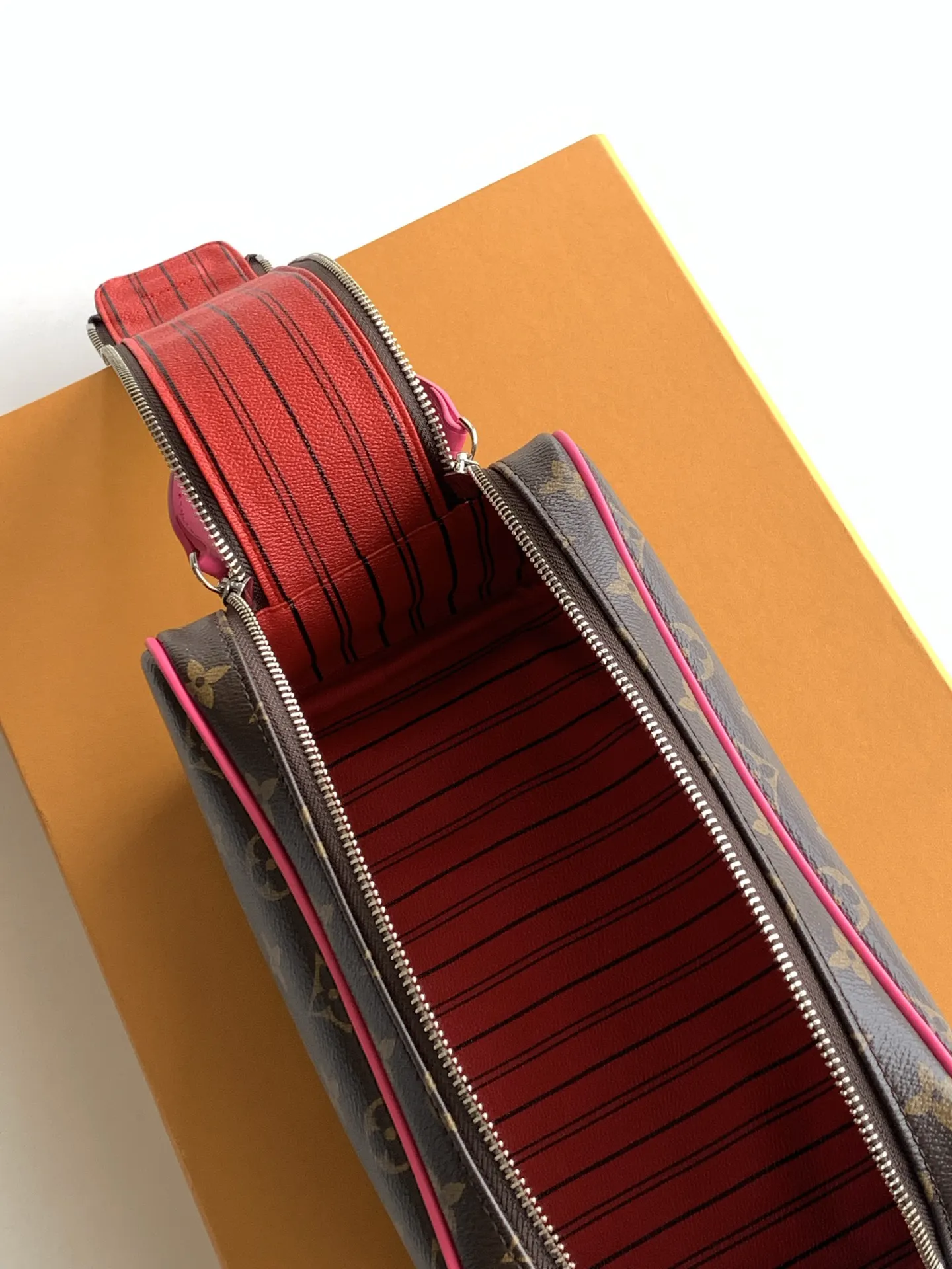 Louis Vuitton Organizer Pouch Travel Leather