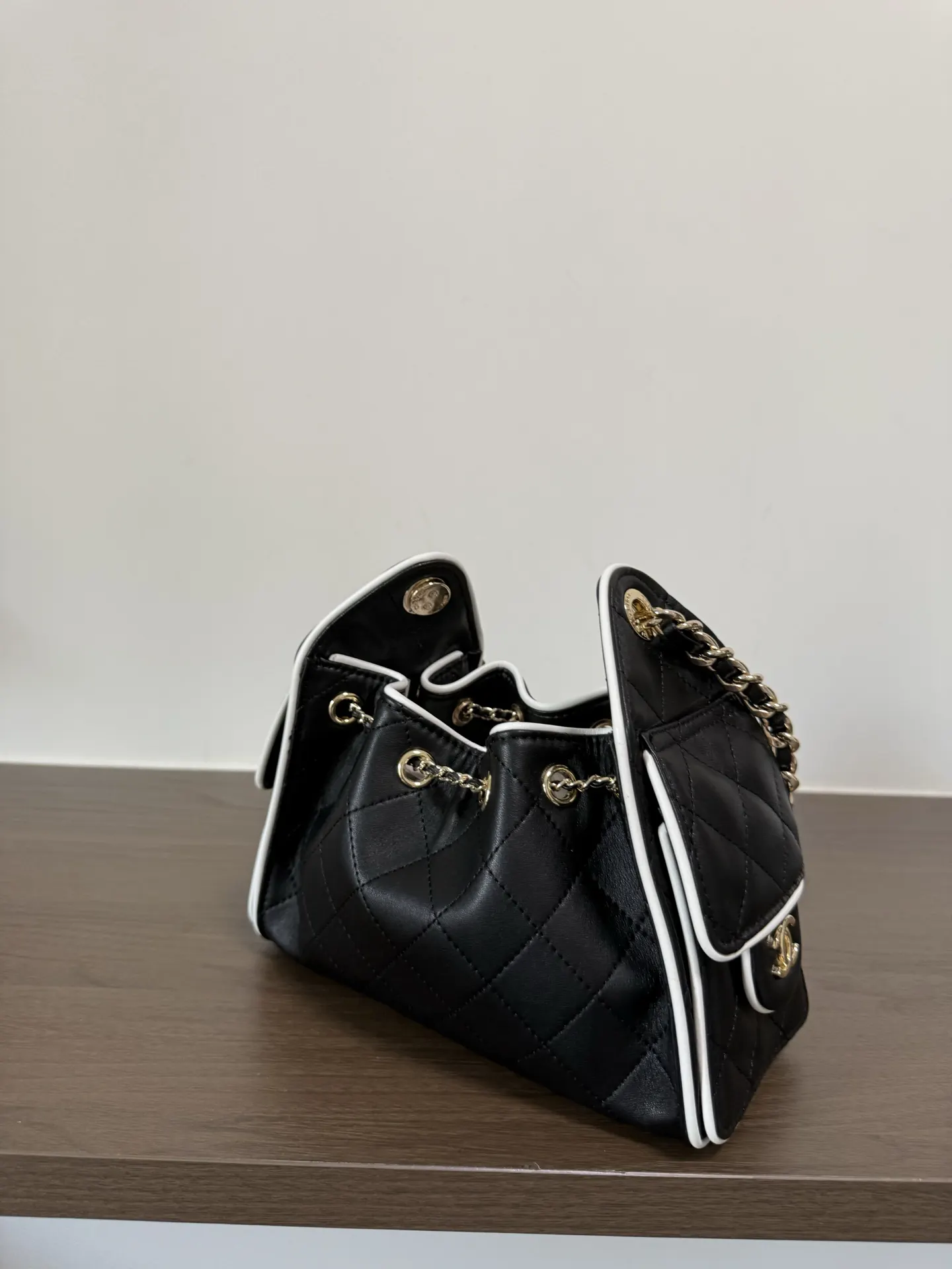 Chain Bag Leather