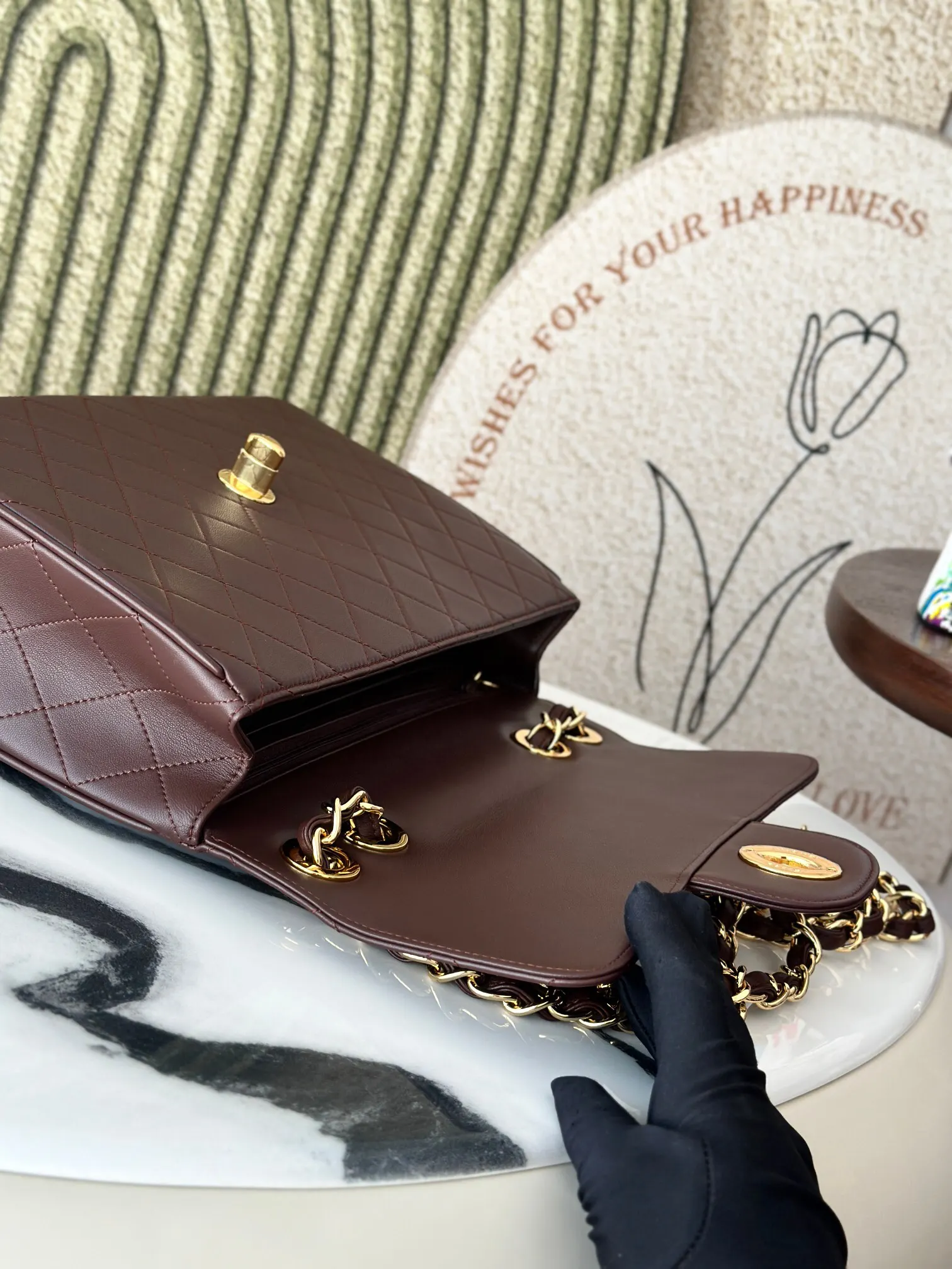 Audemars Piguet 棕色 羊皮 斜挎包 轻便斜挎款